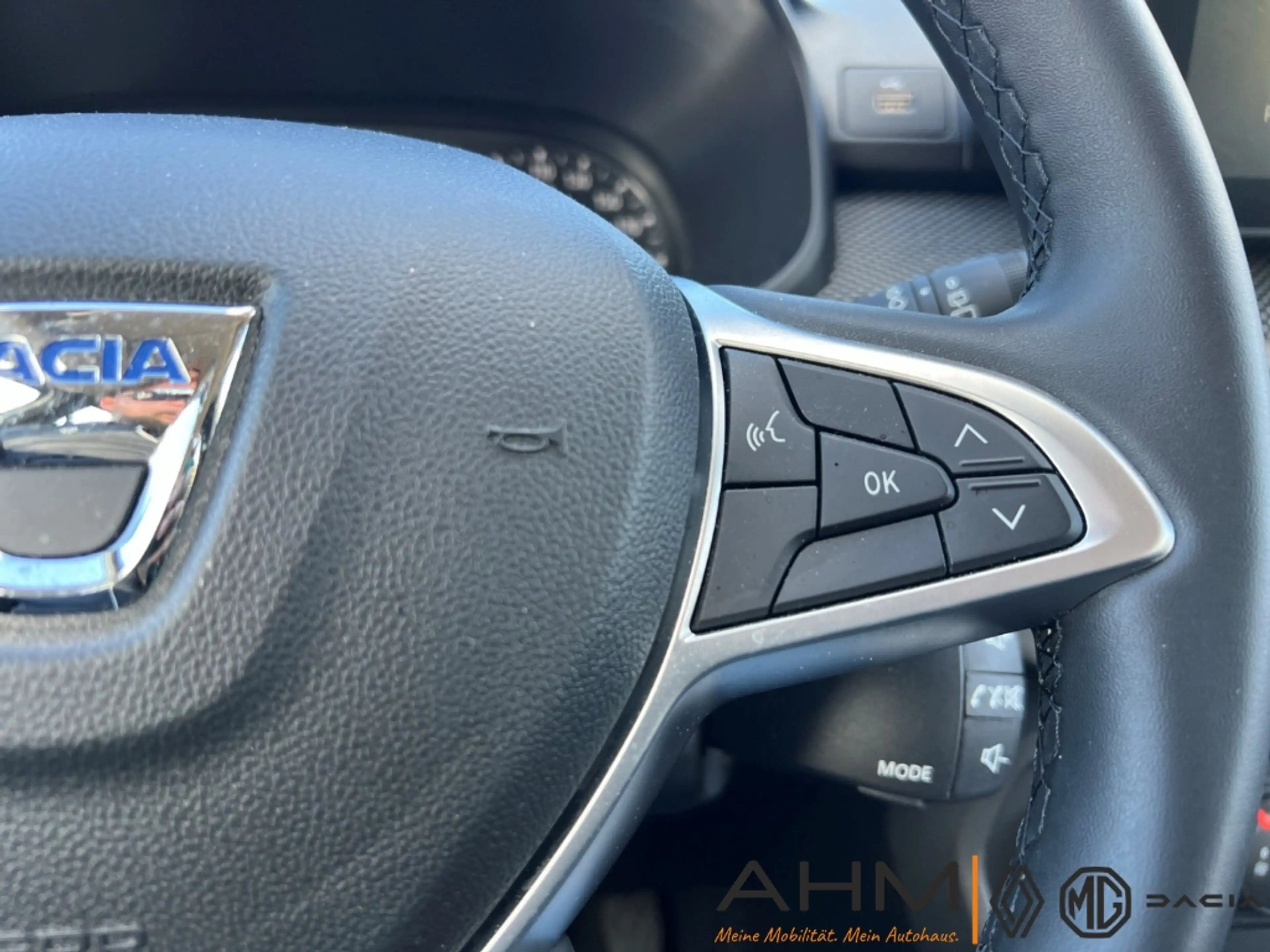 Dacia Sandero III Comfort PDC vorne & hinten KAMERA — photo 21
