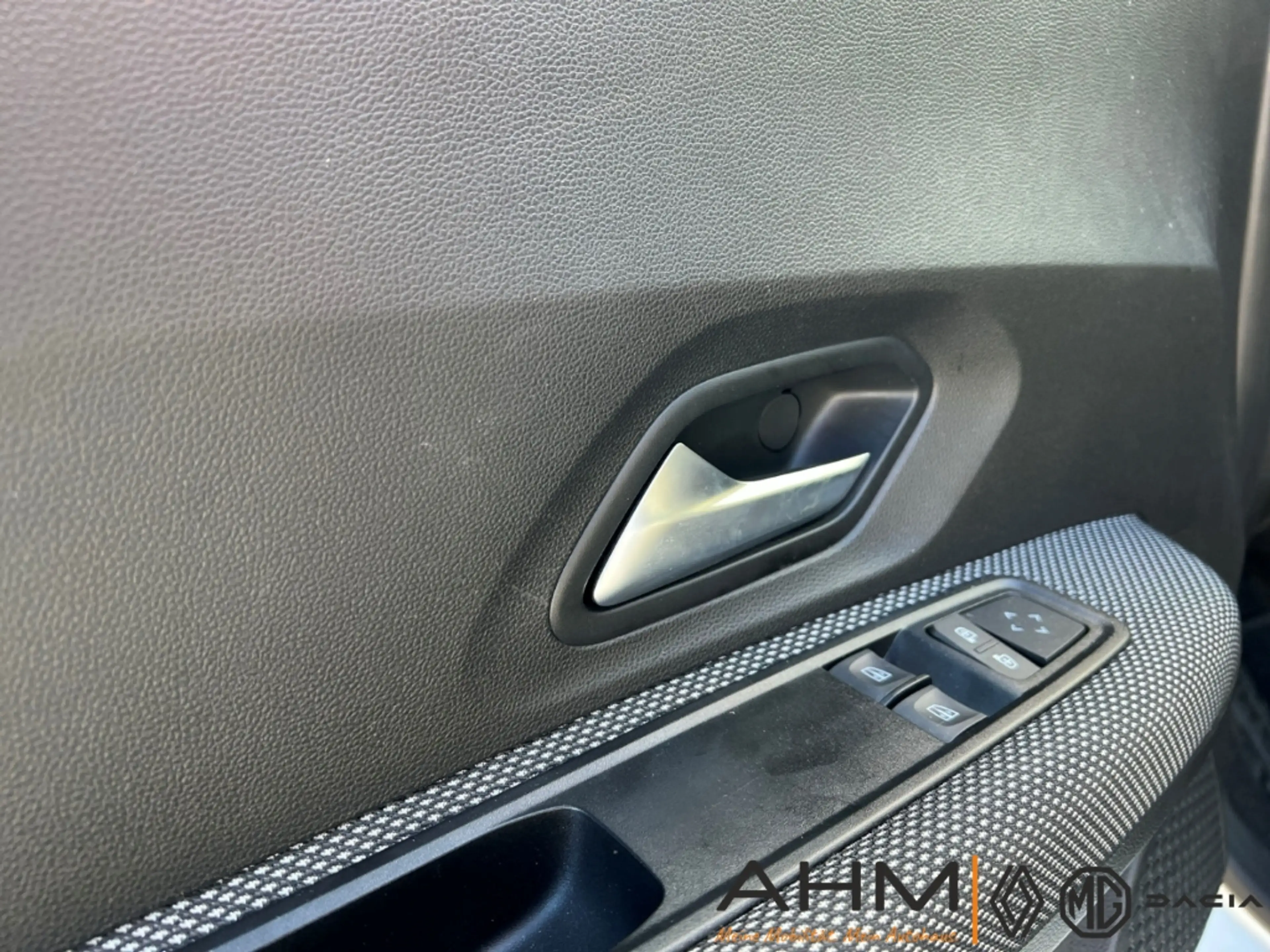 Dacia Sandero III Comfort PDC vorne & hinten KAMERA — photo 19