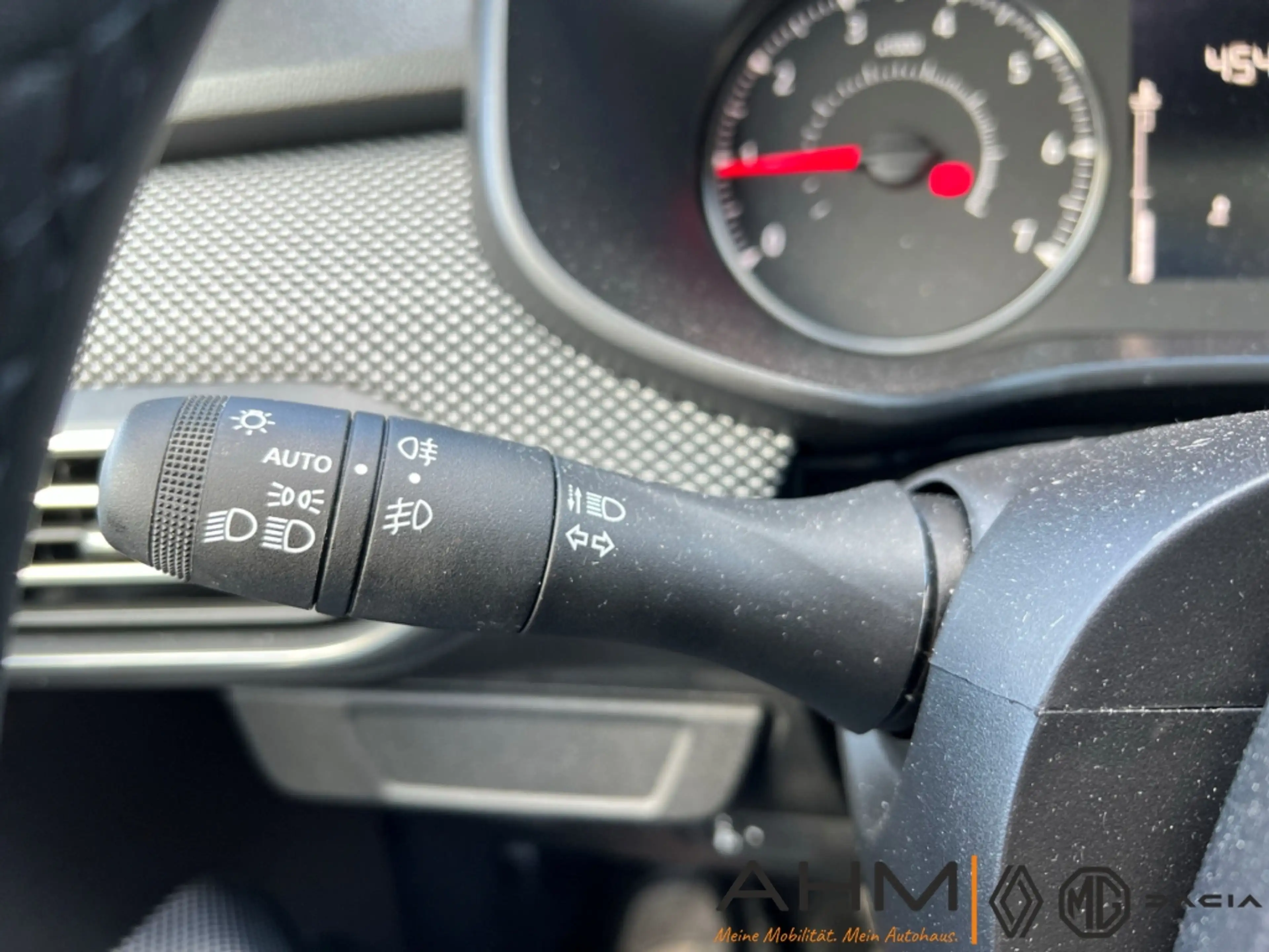 Dacia Sandero III Comfort PDC vorne & hinten KAMERA — photo 29
