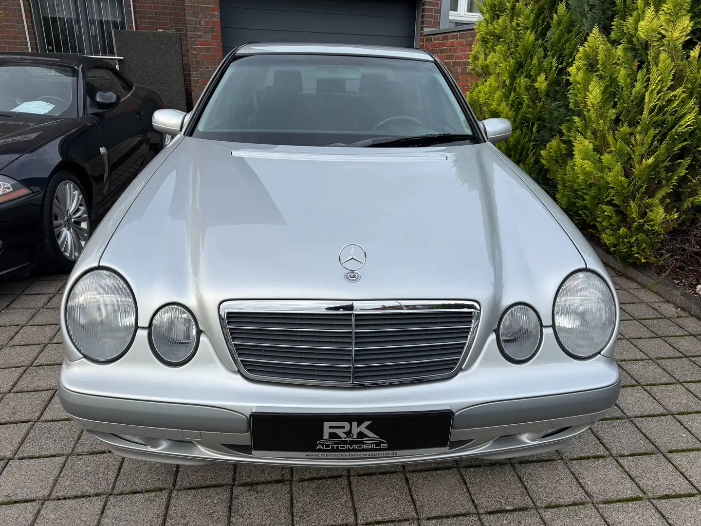 Mercedes-Benz E 200 E 200 Kompressor Classic Automatik Argent - 2