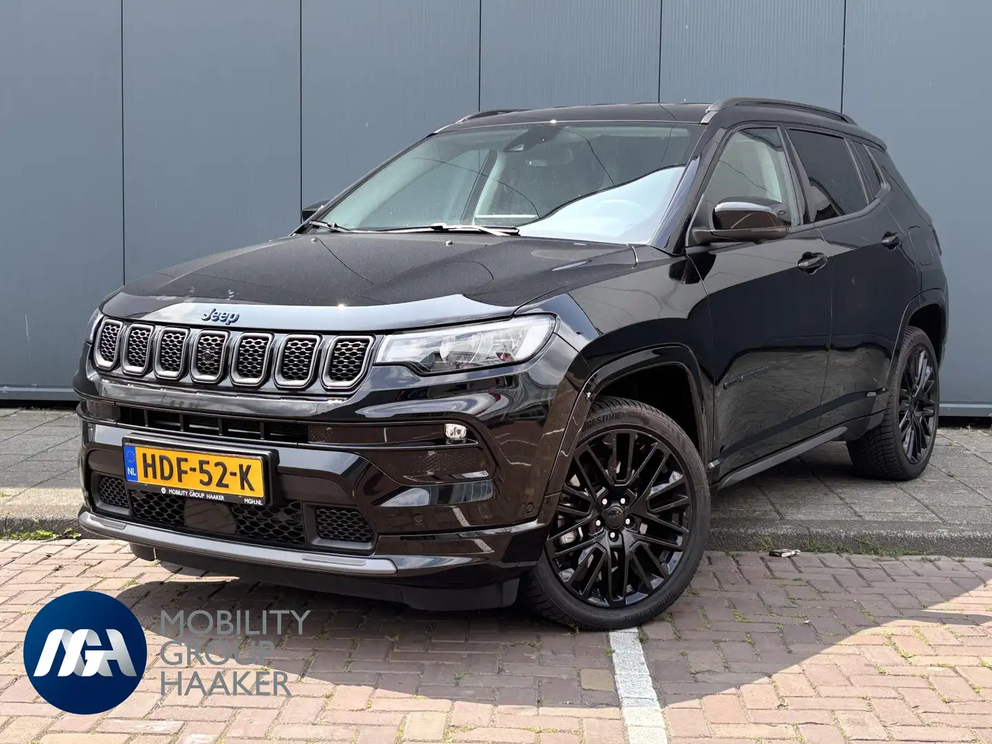 Jeep Compass 1.3T S | PHEV | Carplay | Achteruitrijcamera | Nav Noir - 1