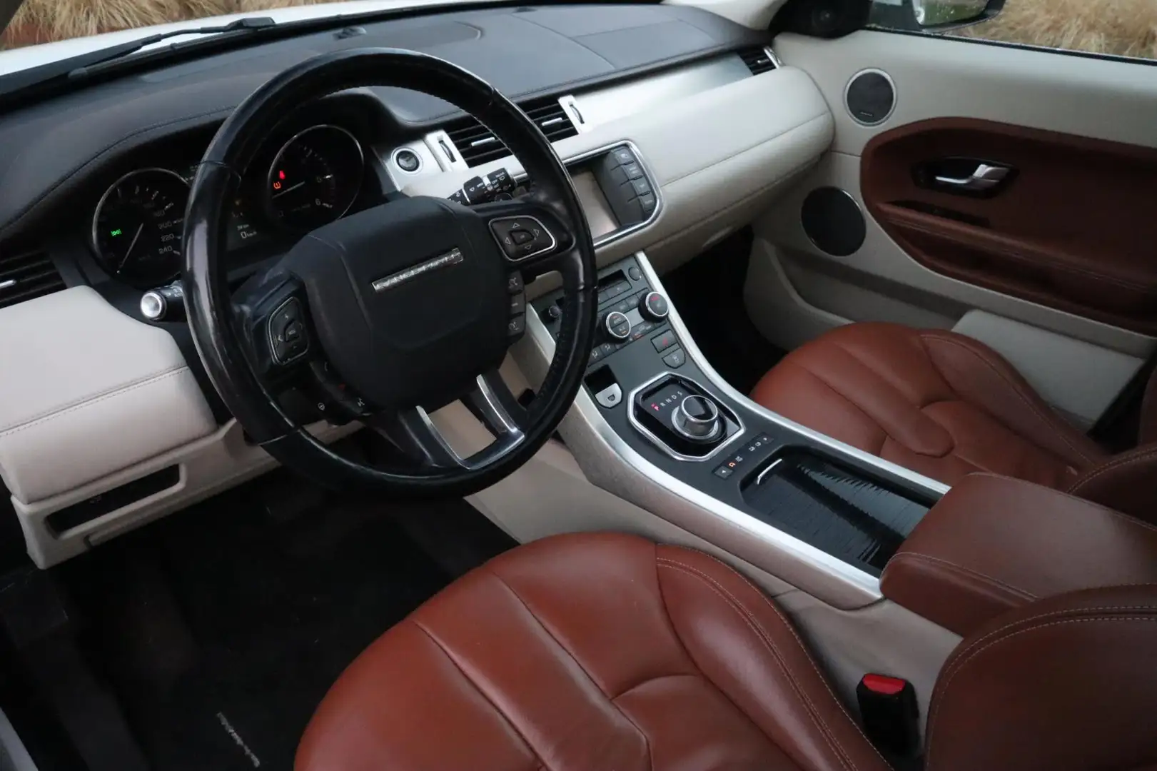 Land Rover Range Rover Evoque 2.2 SD4 4WD Pure 190PK | meridian | panorama | led Wit - 2