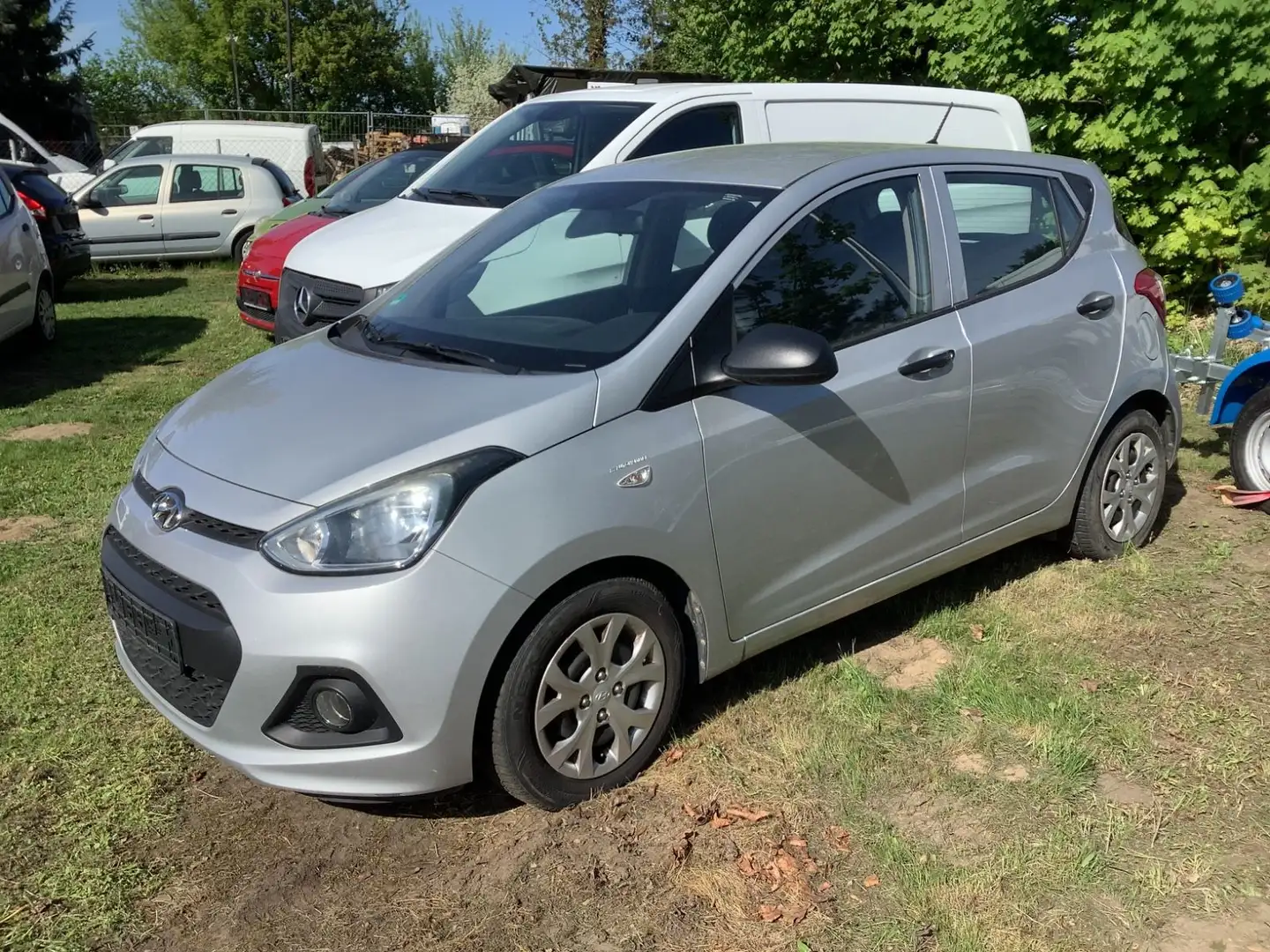 Hyundai i10 Argento - 1