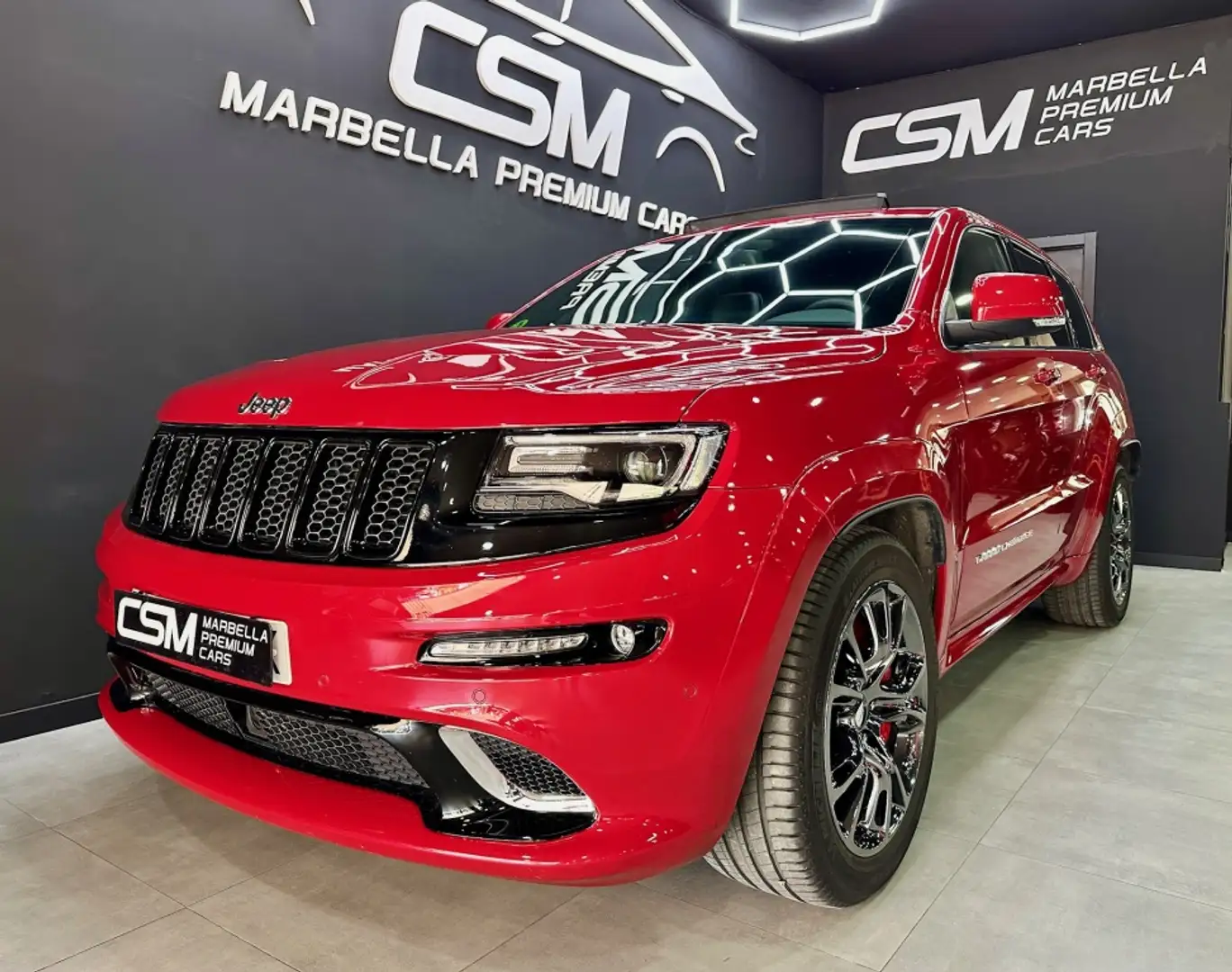Jeep Grand Cherokee 6.4 V8 Hemi SRT Rojo - 1