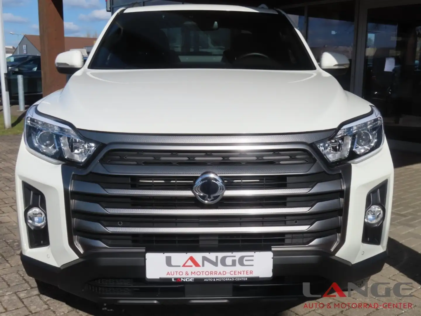 SsangYong Musso 2.2 Grand 4WD Aut. Nav Navi Sperrdiff. 8-fach Mehr Blanco - 2