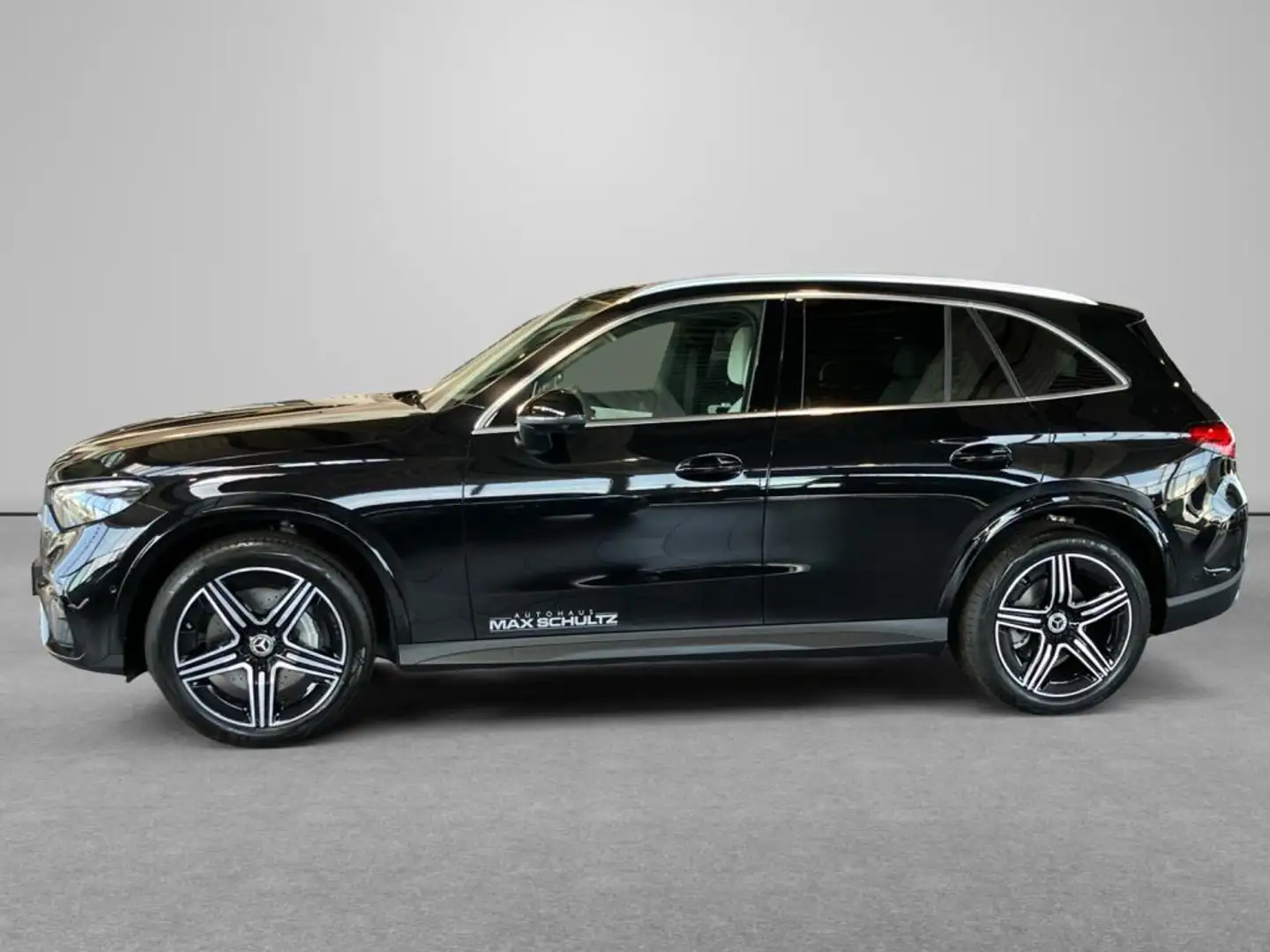 Mercedes-Benz GLC 220 d 4M AMG*Pano-Dach*Sound*PDC*360°*AHK Schwarz - 2