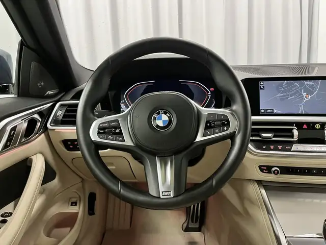 BMW 4 Series view 11