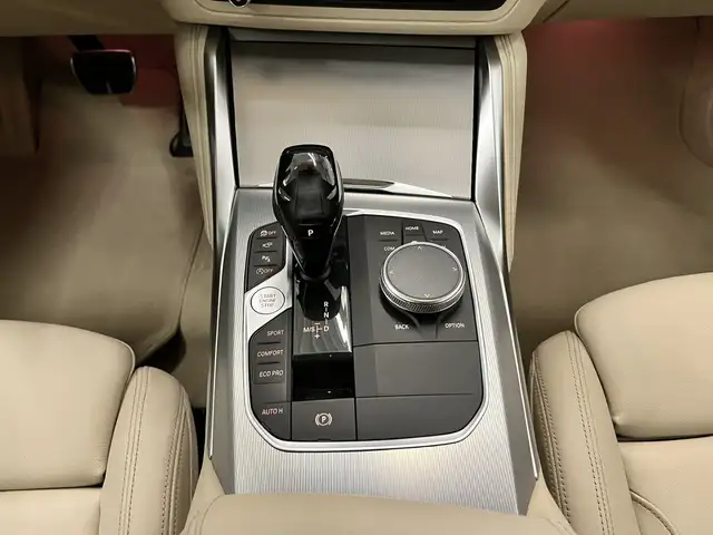 BMW 4 Series view 13