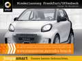 smart forTwo EQ 60kWed cool&Audio Dig Radio Tempom Klima Weiß - thumbnail 1