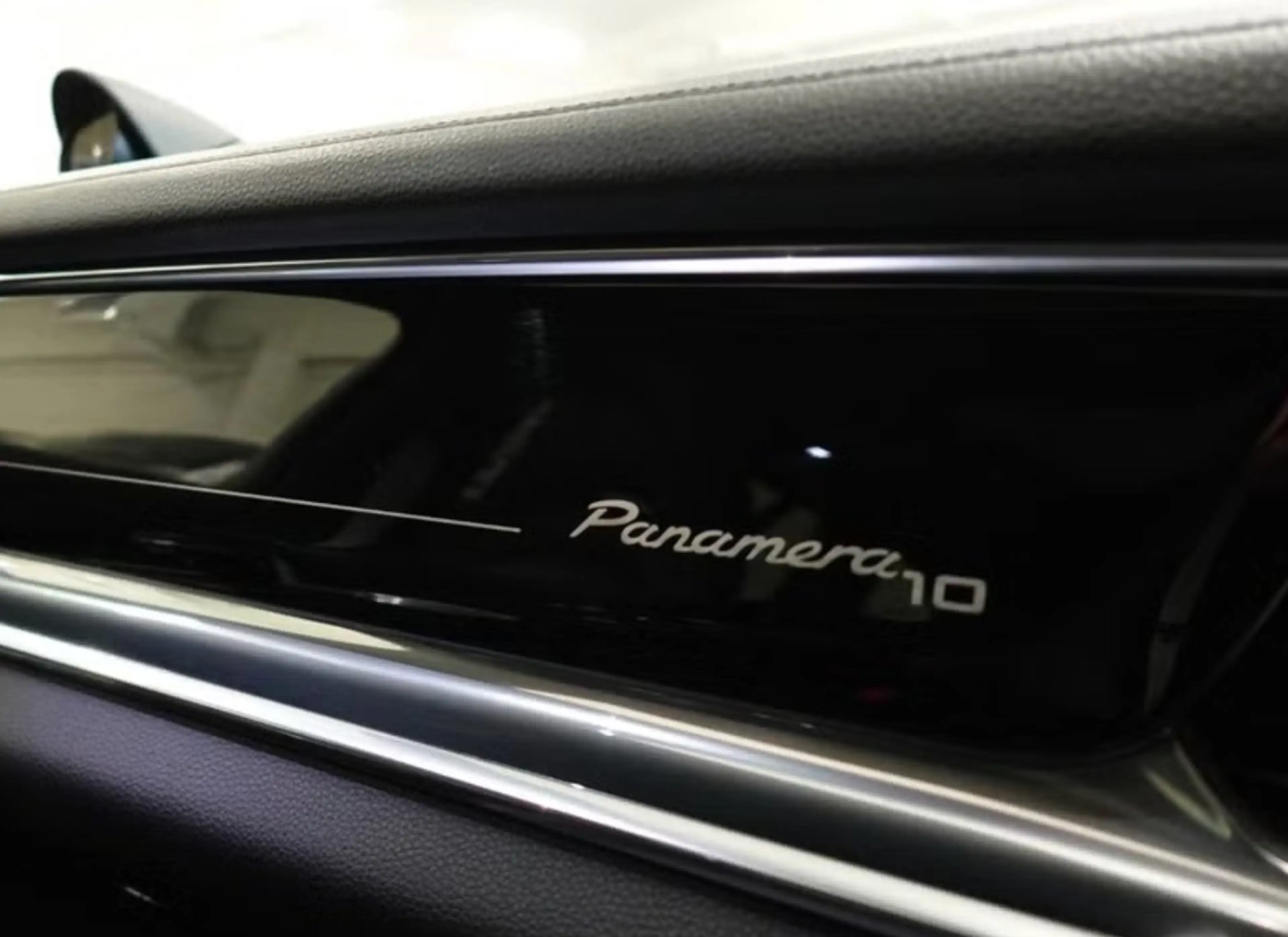 Porsche Panamera Sport Turismo 4 E-Hybrid Edition 10 Jahre *PANO/BO — photo 13