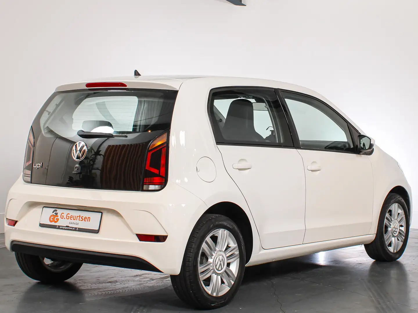 Volkswagen up! 1.0 BMT move up! Executive, Airco, Bluetooth, radi Wit - 2
