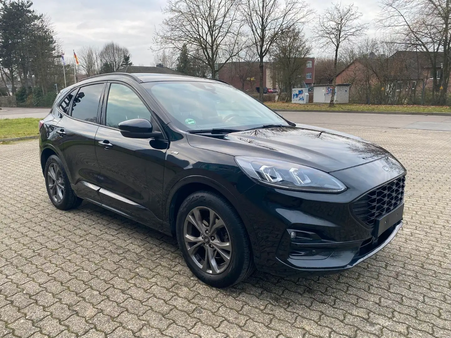 Ford Kuga ST-Line X*Head-Up*Xenon*Navi*AWD*Ahk* Schwarz - 2