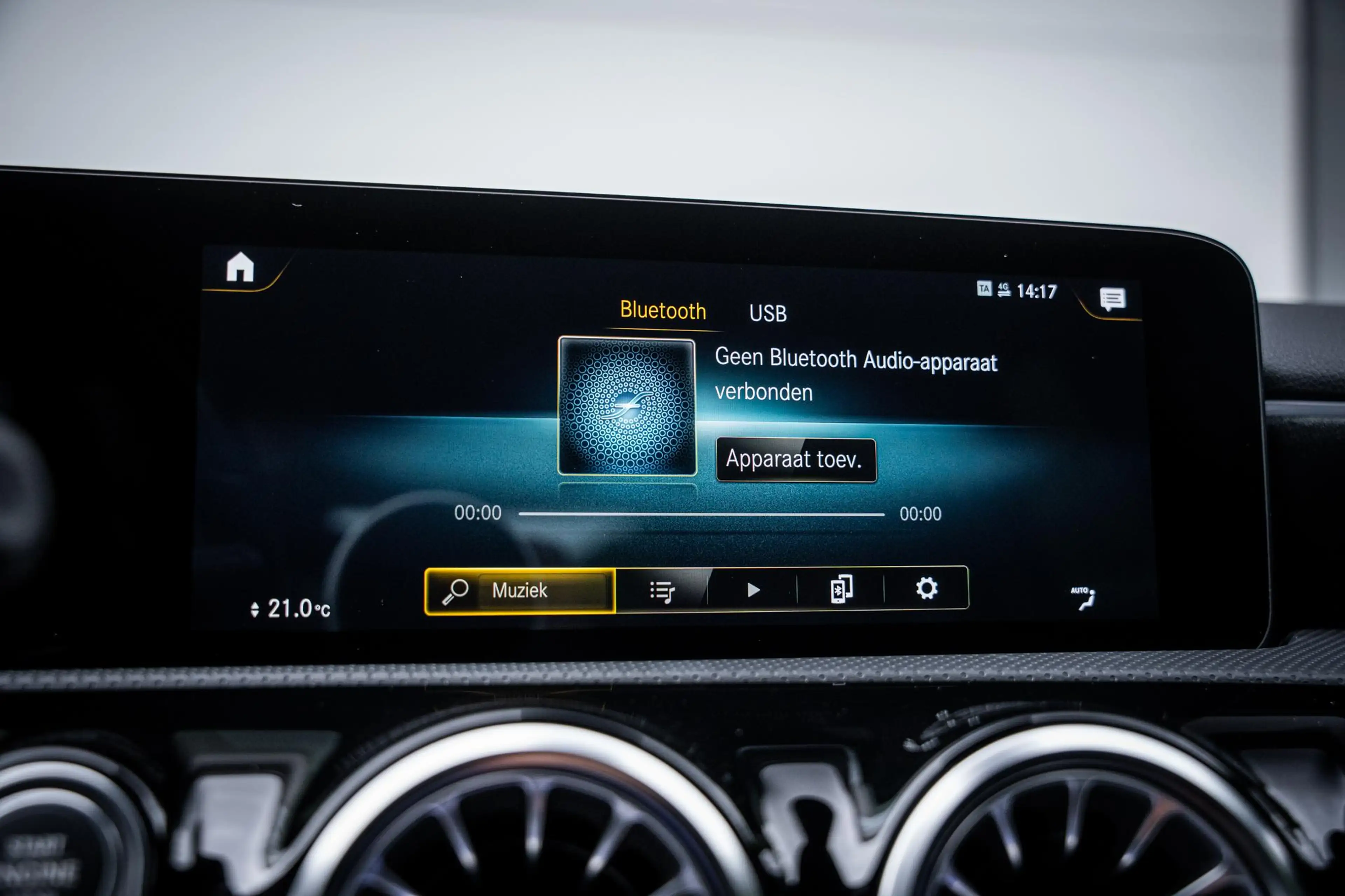 Mercedes-Benz A 250 250e AMG Line Pano-dak|Sfeerverl.|Carplay|Camera|W — photo 26