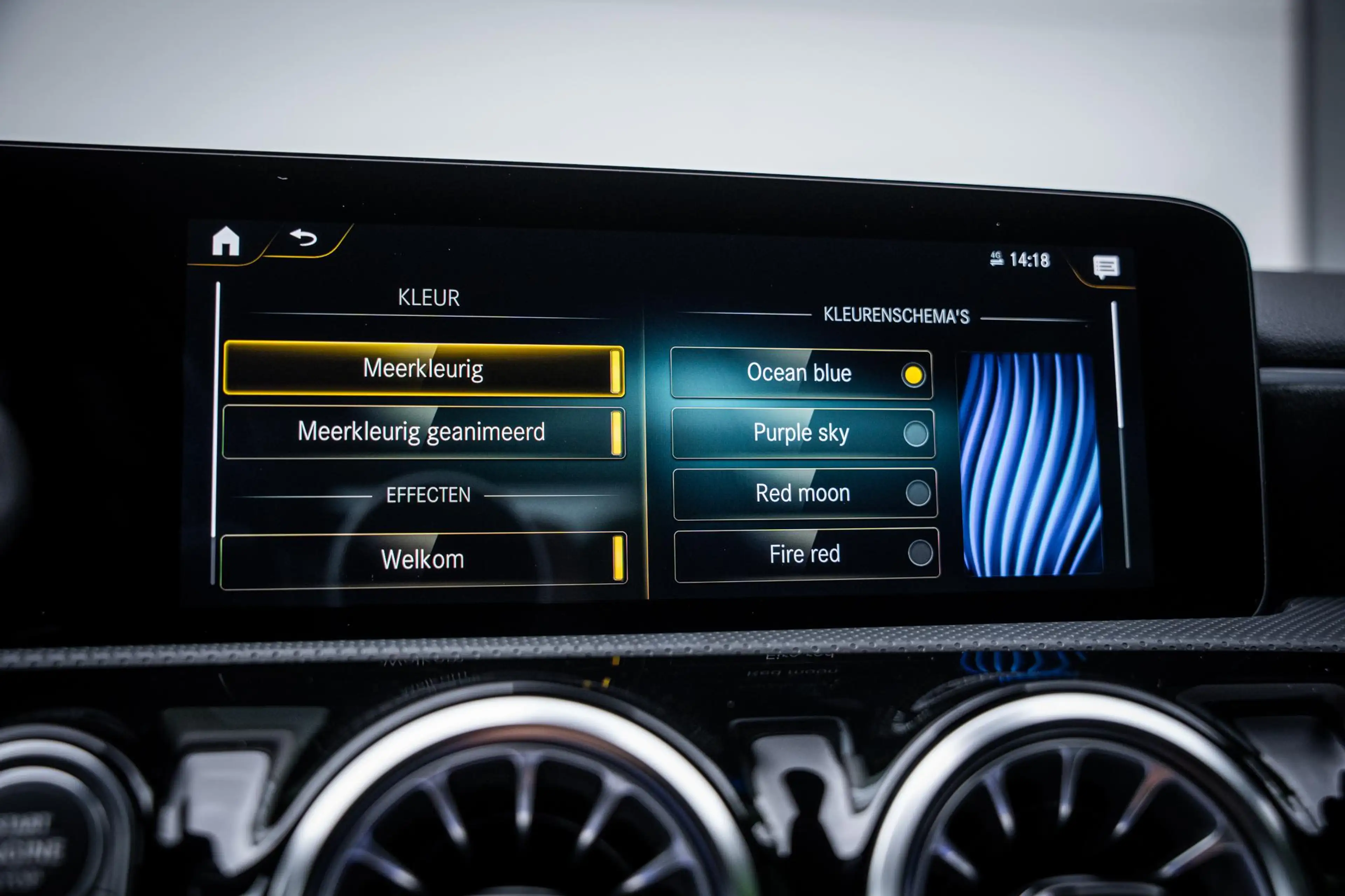 Mercedes-Benz A 250 250e AMG Line Pano-dak|Sfeerverl.|Carplay|Camera|W — photo 25