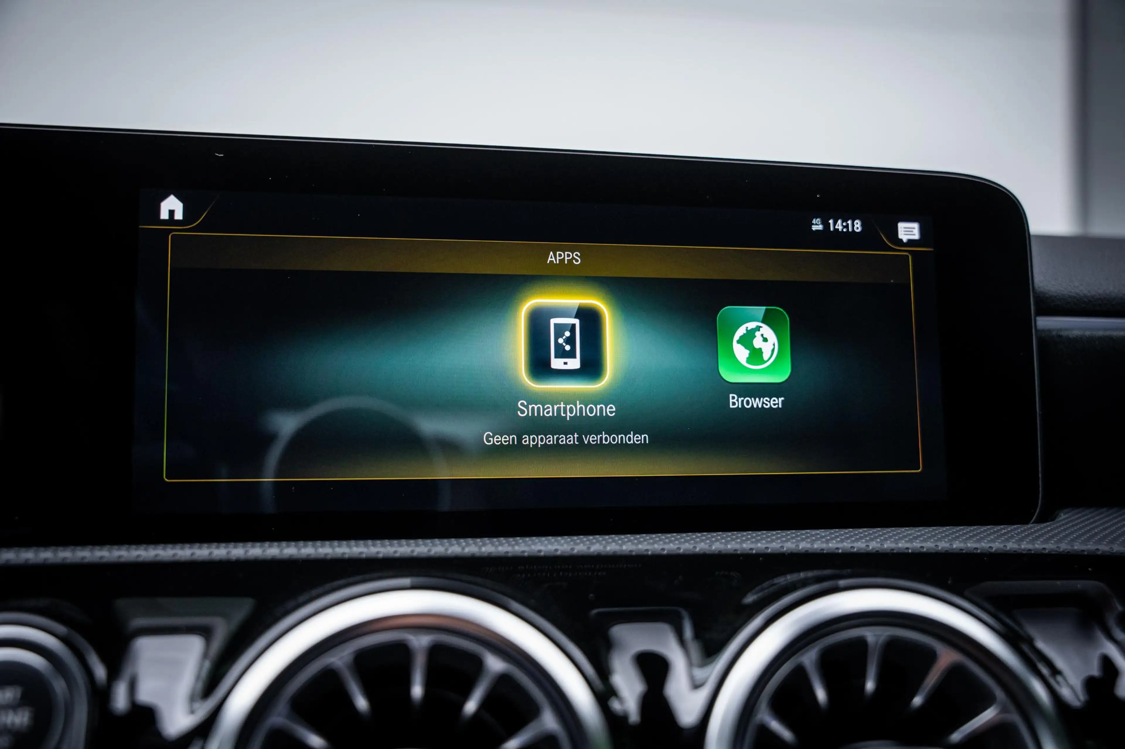 Mercedes-Benz A 250 250e AMG Line Pano-dak|Sfeerverl.|Carplay|Camera|W — photo 27