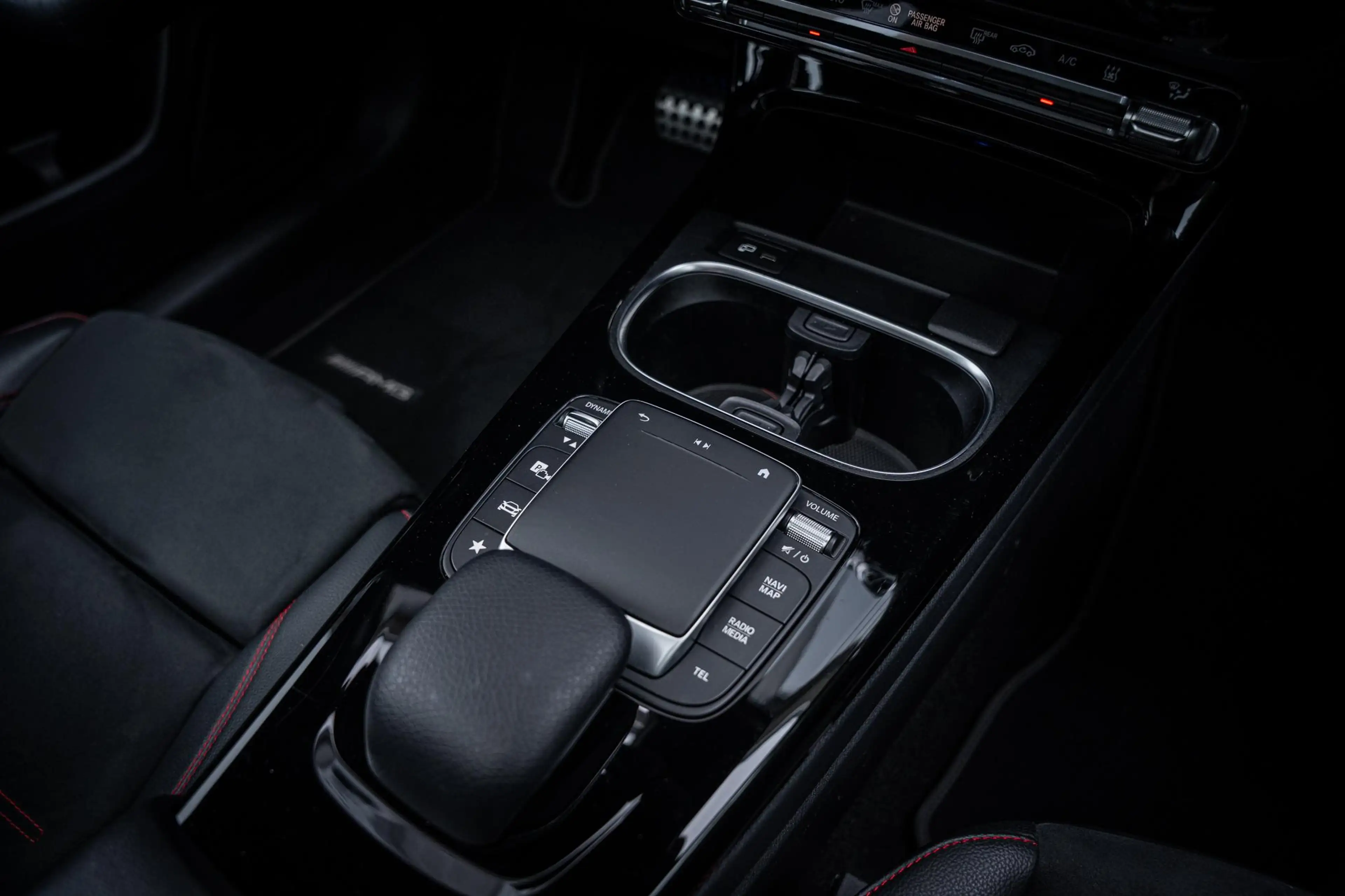 Mercedes-Benz A 250 250e AMG Line Pano-dak|Sfeerverl.|Carplay|Camera|W — photo 31