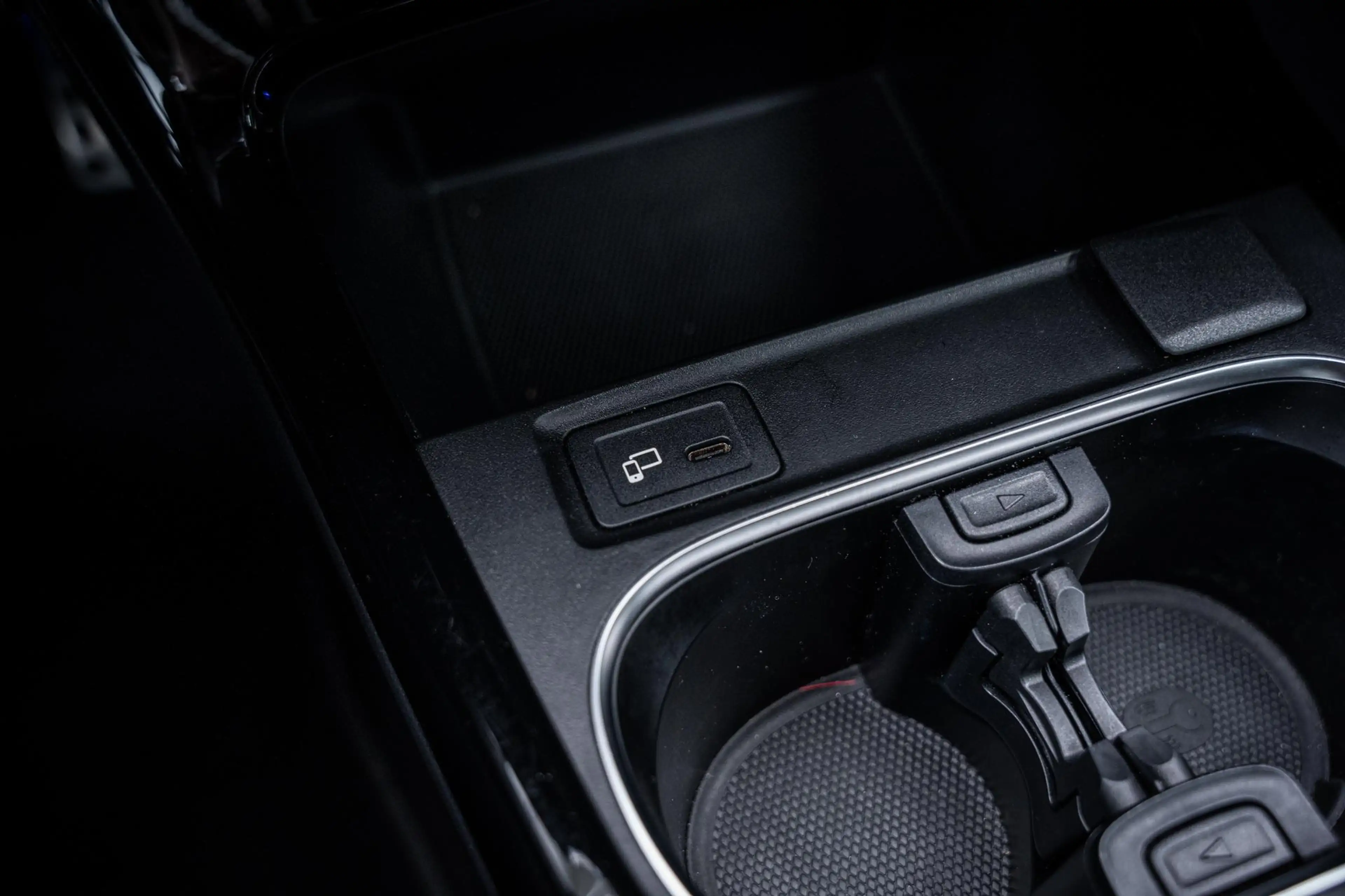 Mercedes-Benz A 250 250e AMG Line Pano-dak|Sfeerverl.|Carplay|Camera|W — photo 32