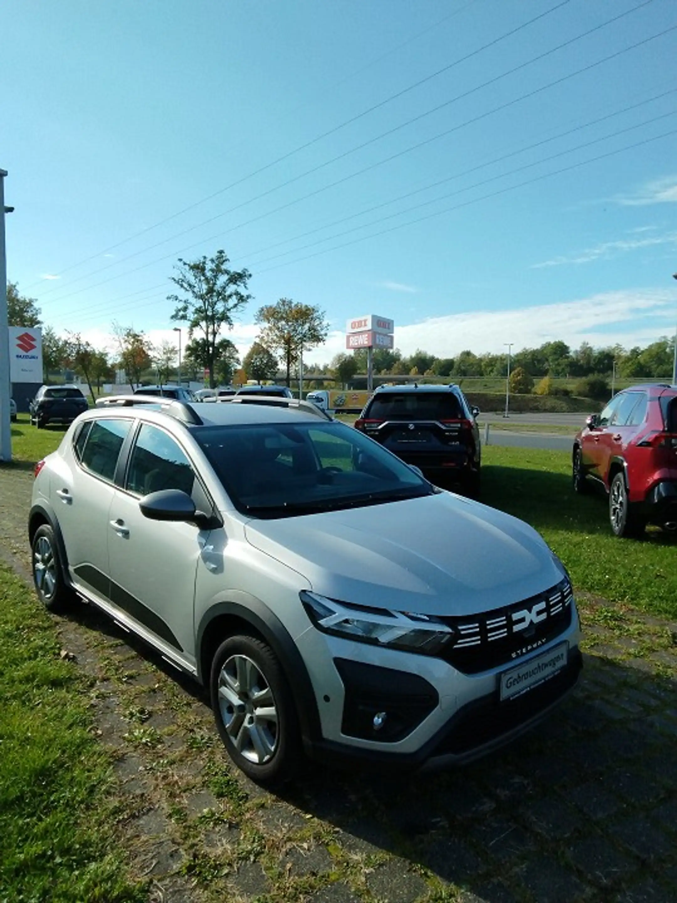 Dacia Sandero Stepway Expression TCe 90 — photo 8