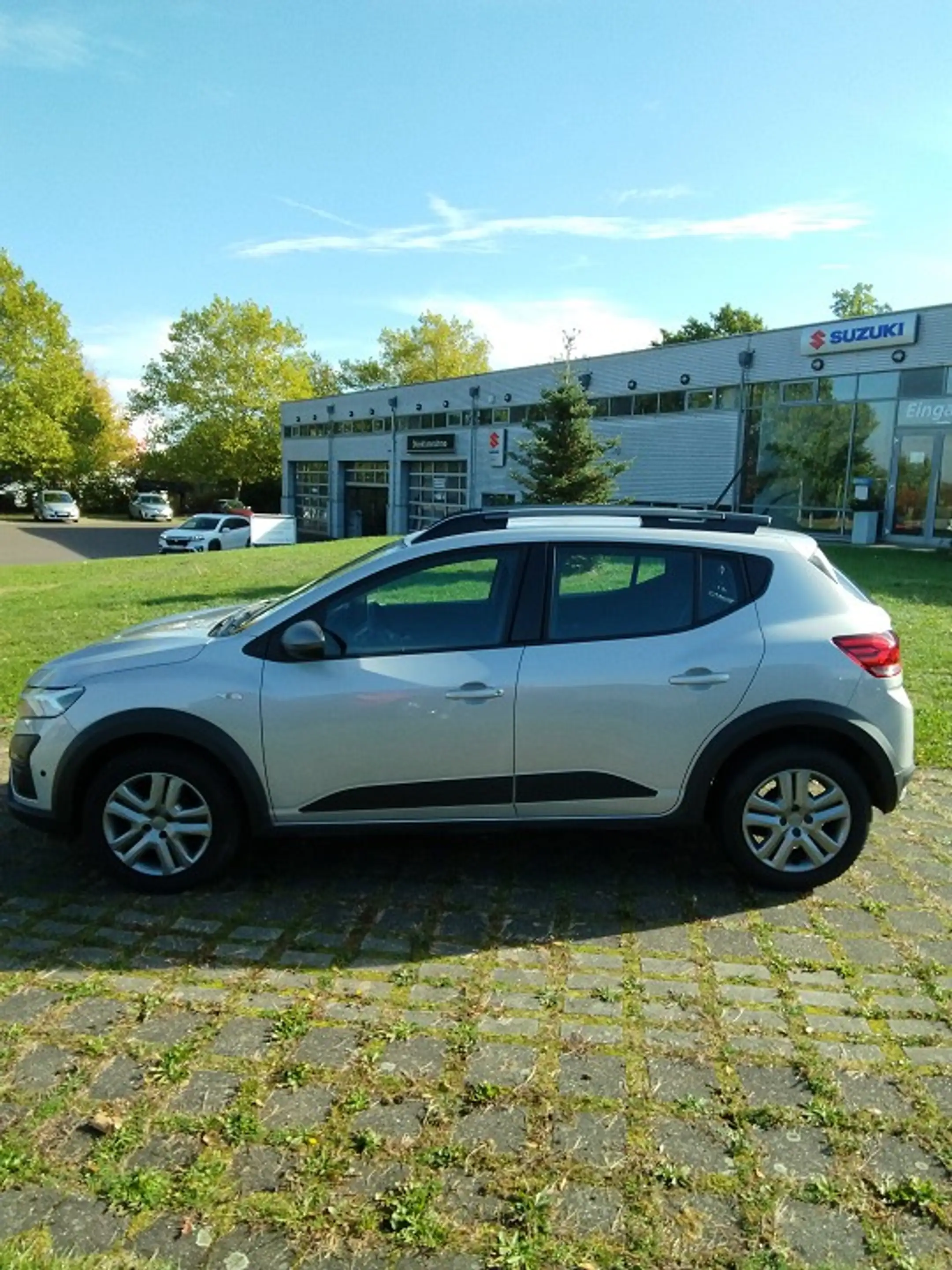 Dacia Sandero Stepway Expression TCe 90 — photo 3