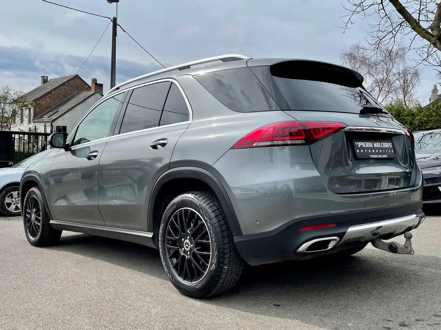 Mercedes-Benz GLE 450 4-Matic / GPS / CARPLAY / CUIR / CAMERA 360 / USB Gris - 2