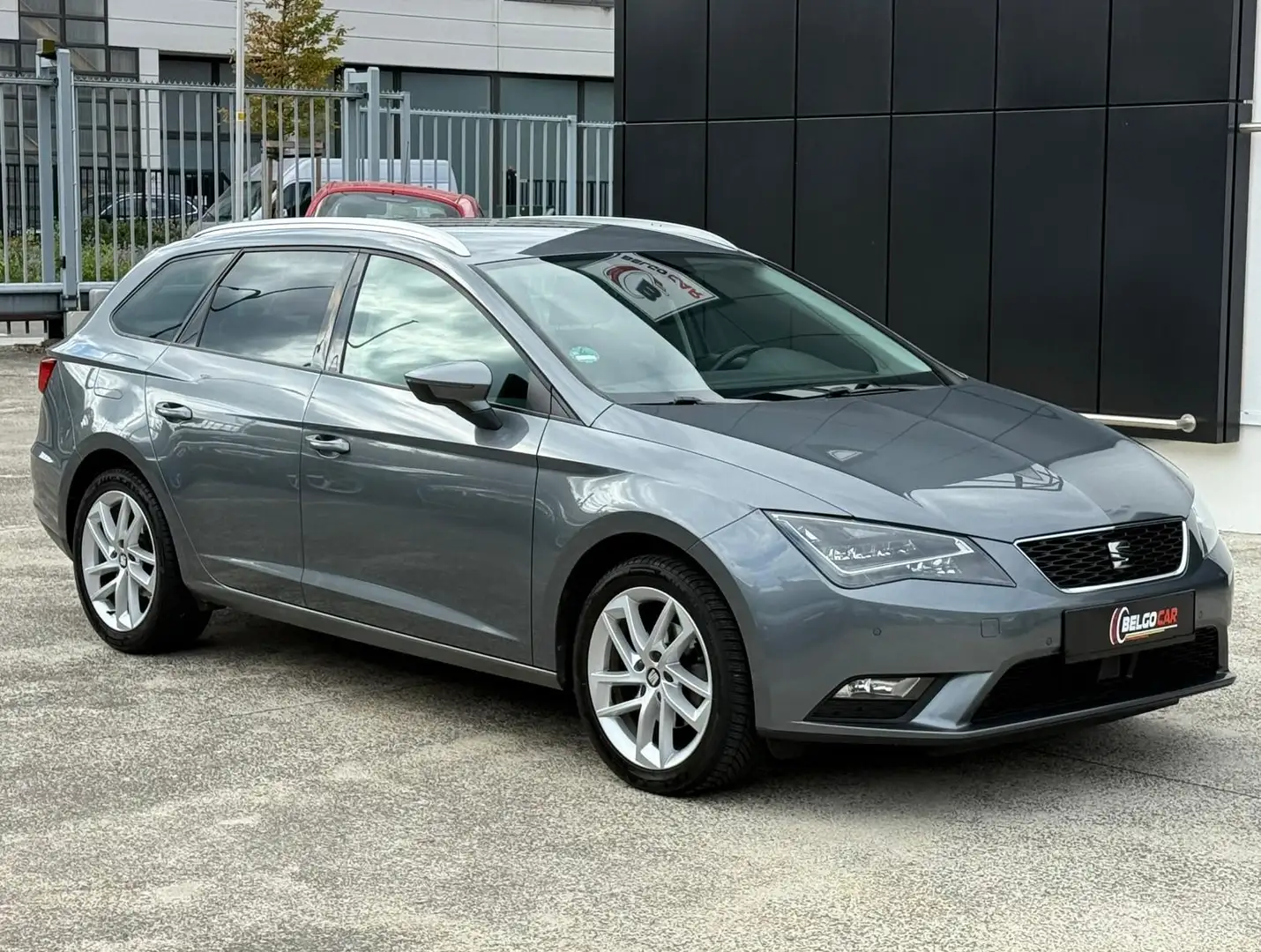 SEAT Leon 1.2 ESSENCE - CONTRÔLE TECHNIQUE OK Gris - 1