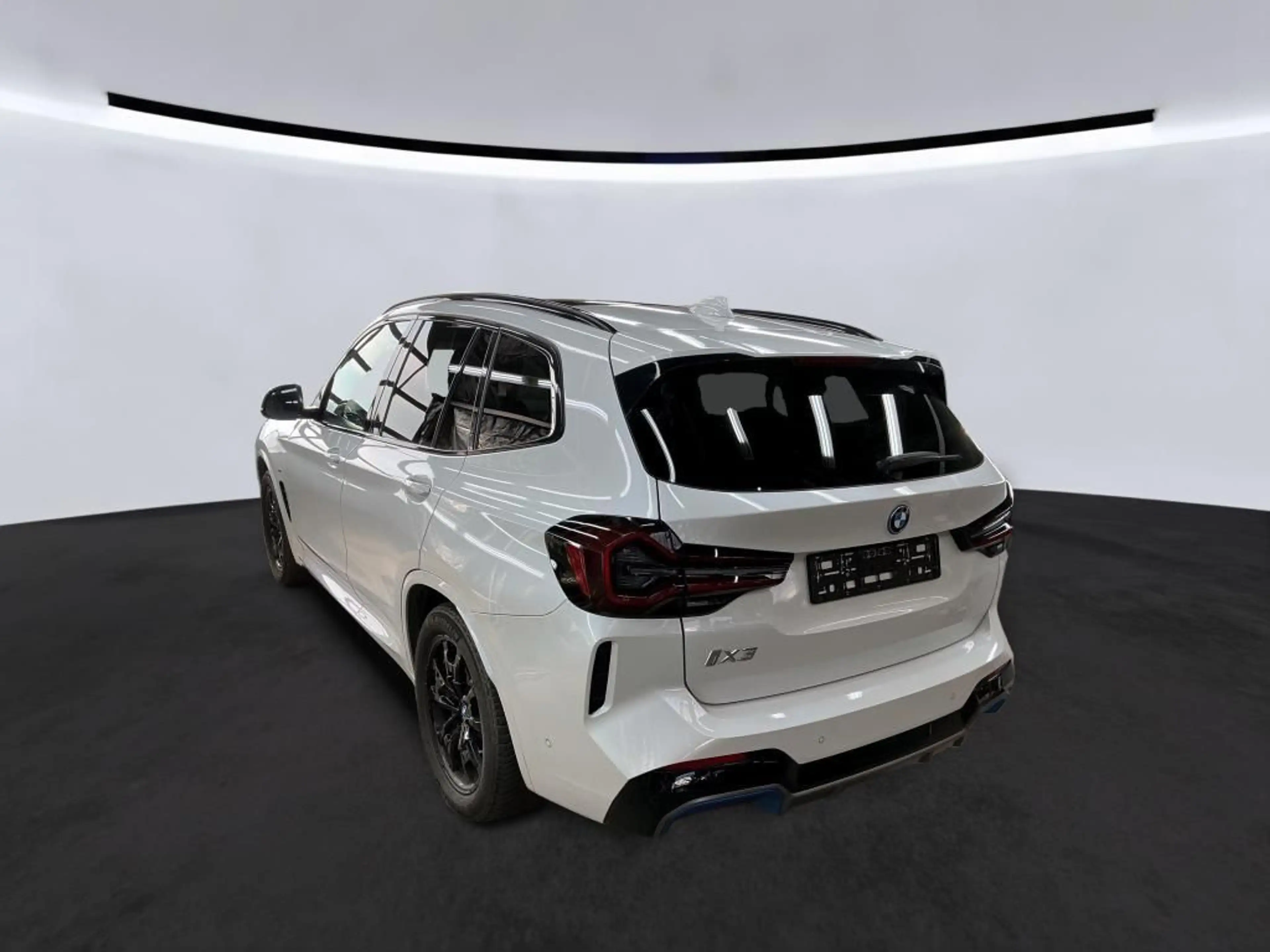 BMW iX3 Impressive M-Sport HuD Laser H&K Memory 360° — photo 4