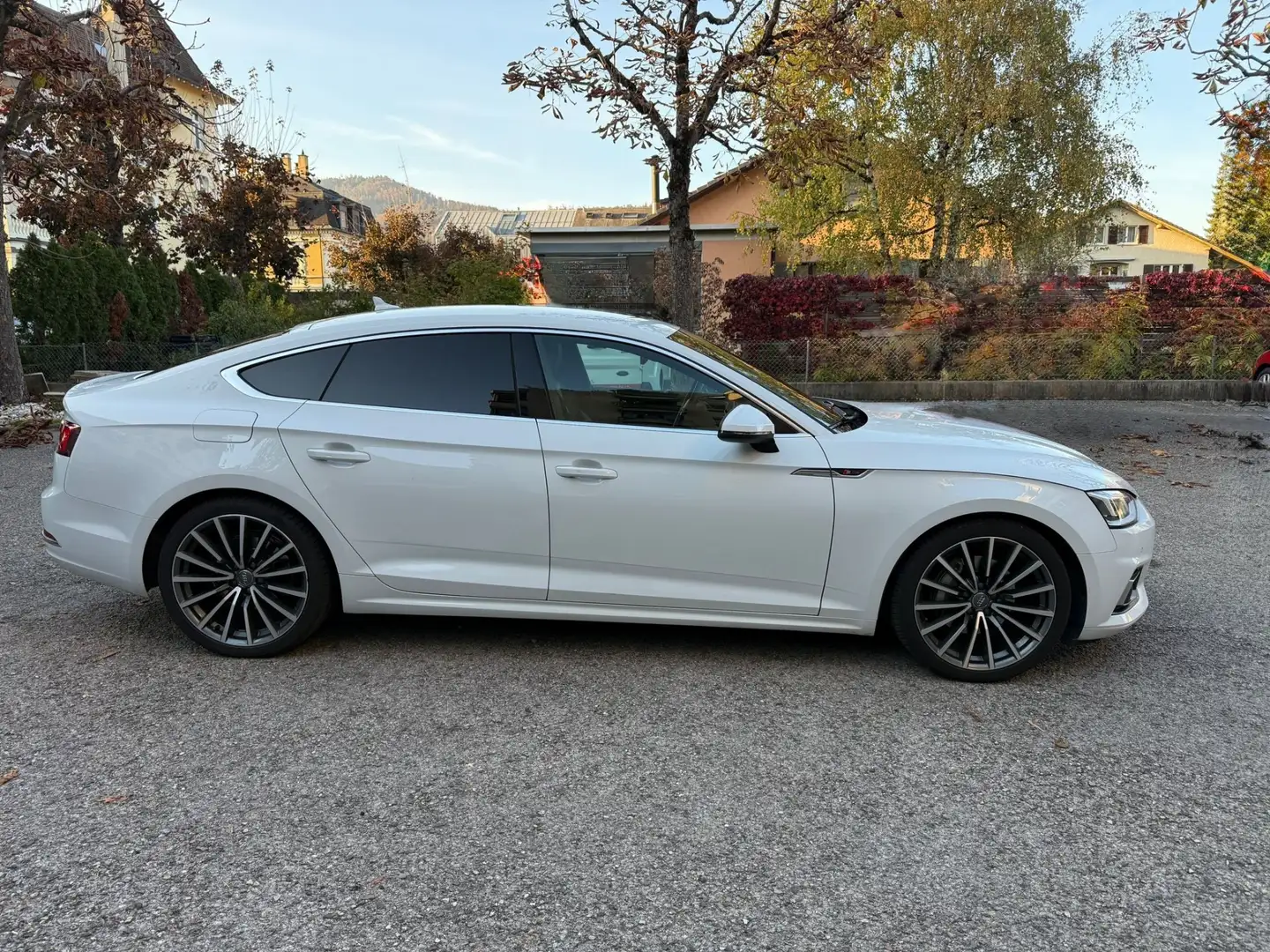 Audi A5 limusine - 1