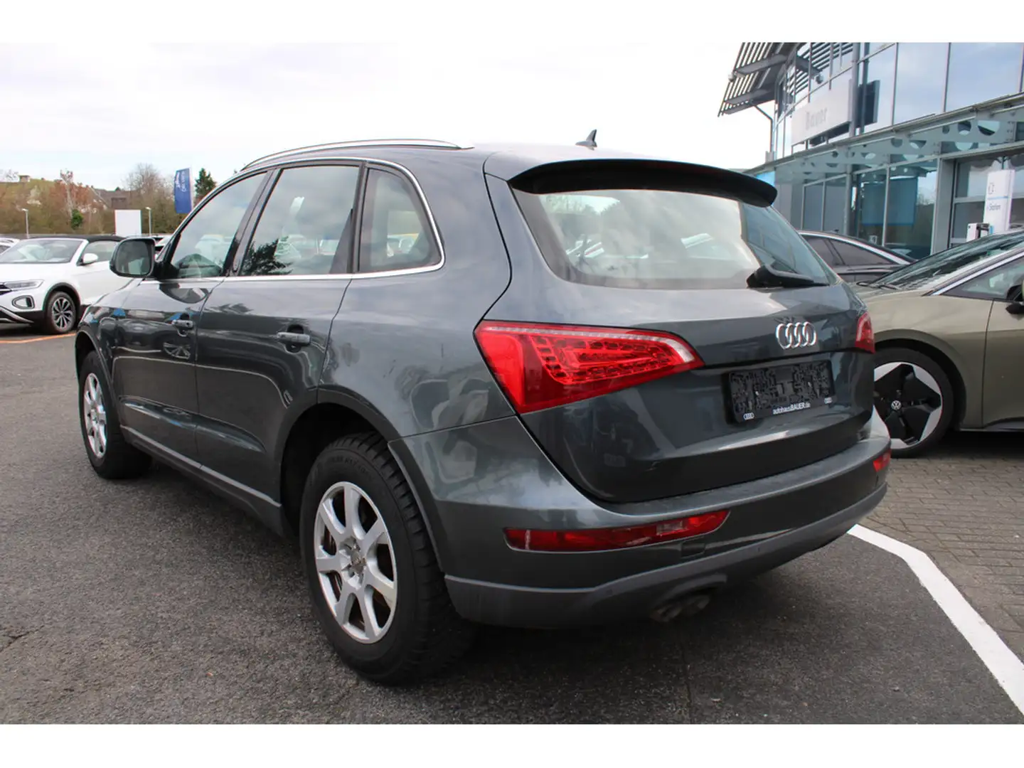 Audi Q5 2.0 TDI quattro *Gewerbe/Export,XenonLED,MMI,SHZ* Grau - 2
