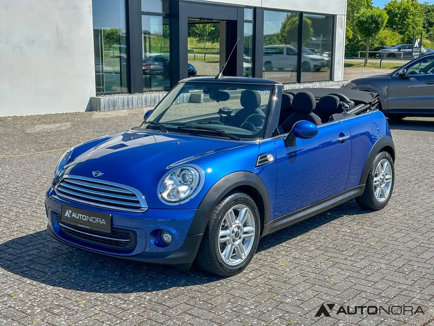 MINI Cooper Cabrio Chili II Harman Kardon Xenon Blau - 1