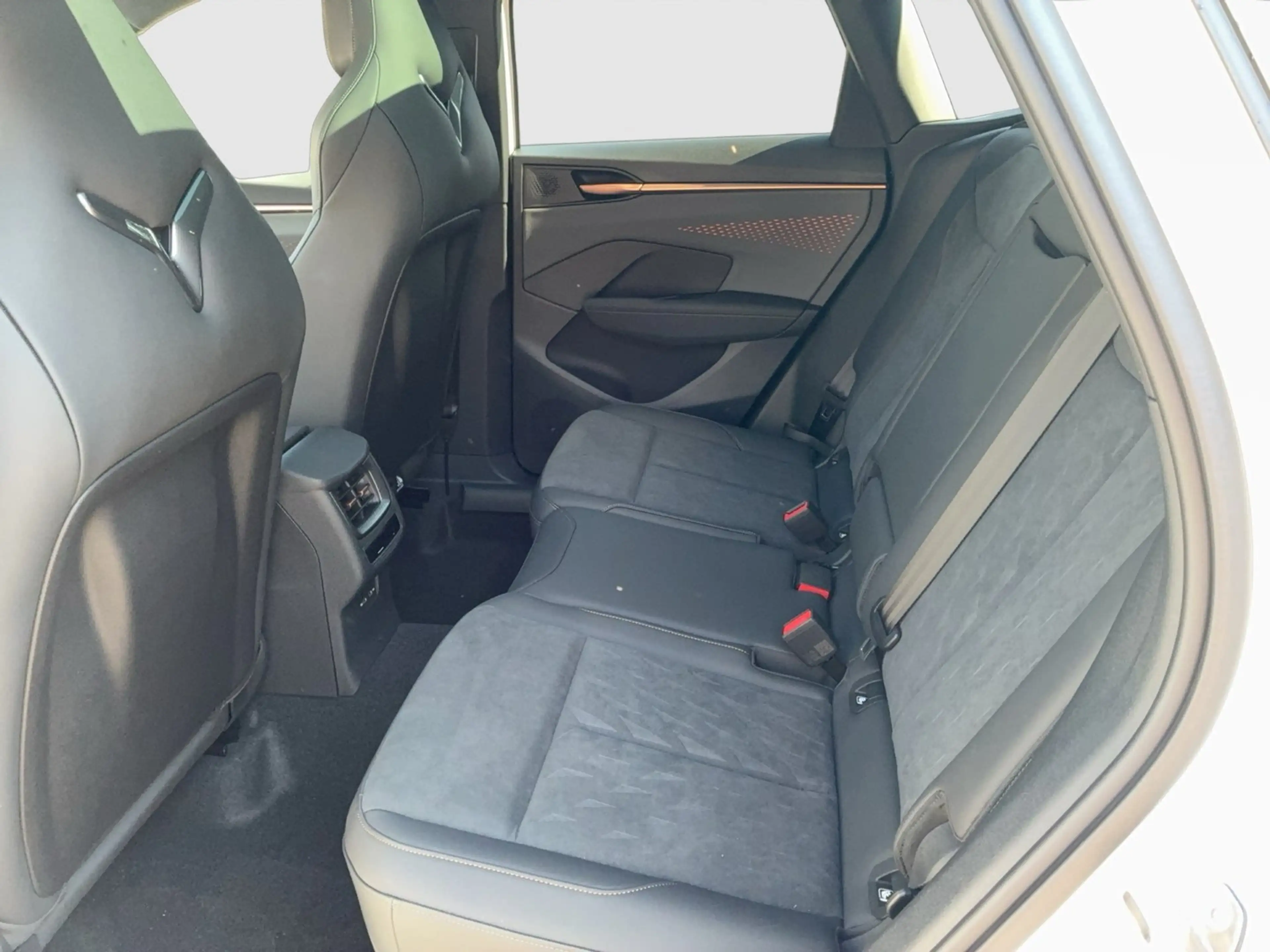 CUPRA Terramar 2.0 TSI 204 PS DSG 4Drive — photo 11