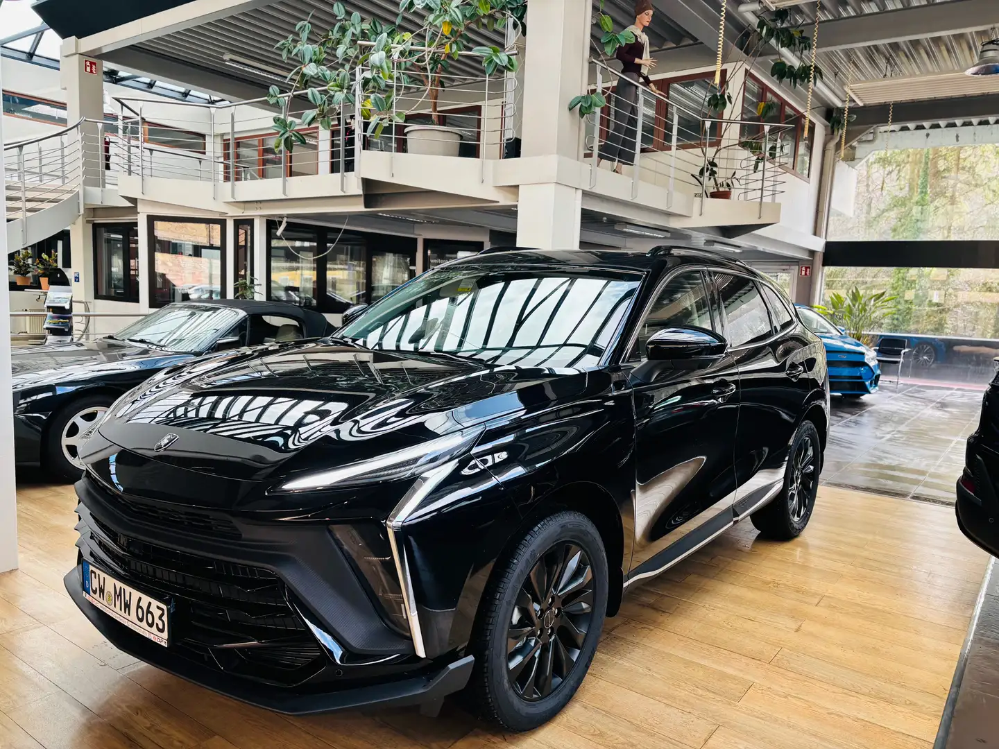 DFSK Forthing 5 DFM Forthing 5 1.5T DCT | 177 PS | Panodach | Neu Schwarz - 1