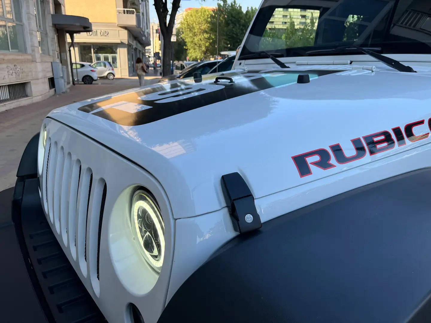 Jeep Wrangler Wrangler 2.8 crd Sport auto E5+ Bianco - 2