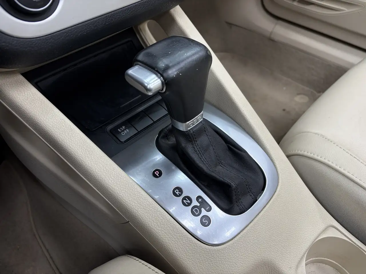 Volkswagen Eos снимка Volkswagen Eos