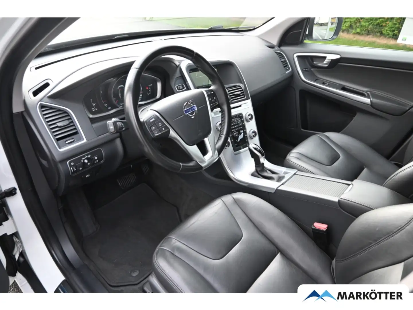 Volvo XC60 D4 Summum 2WD SHZ/Memory/Xenon/Navi Blanc - 2