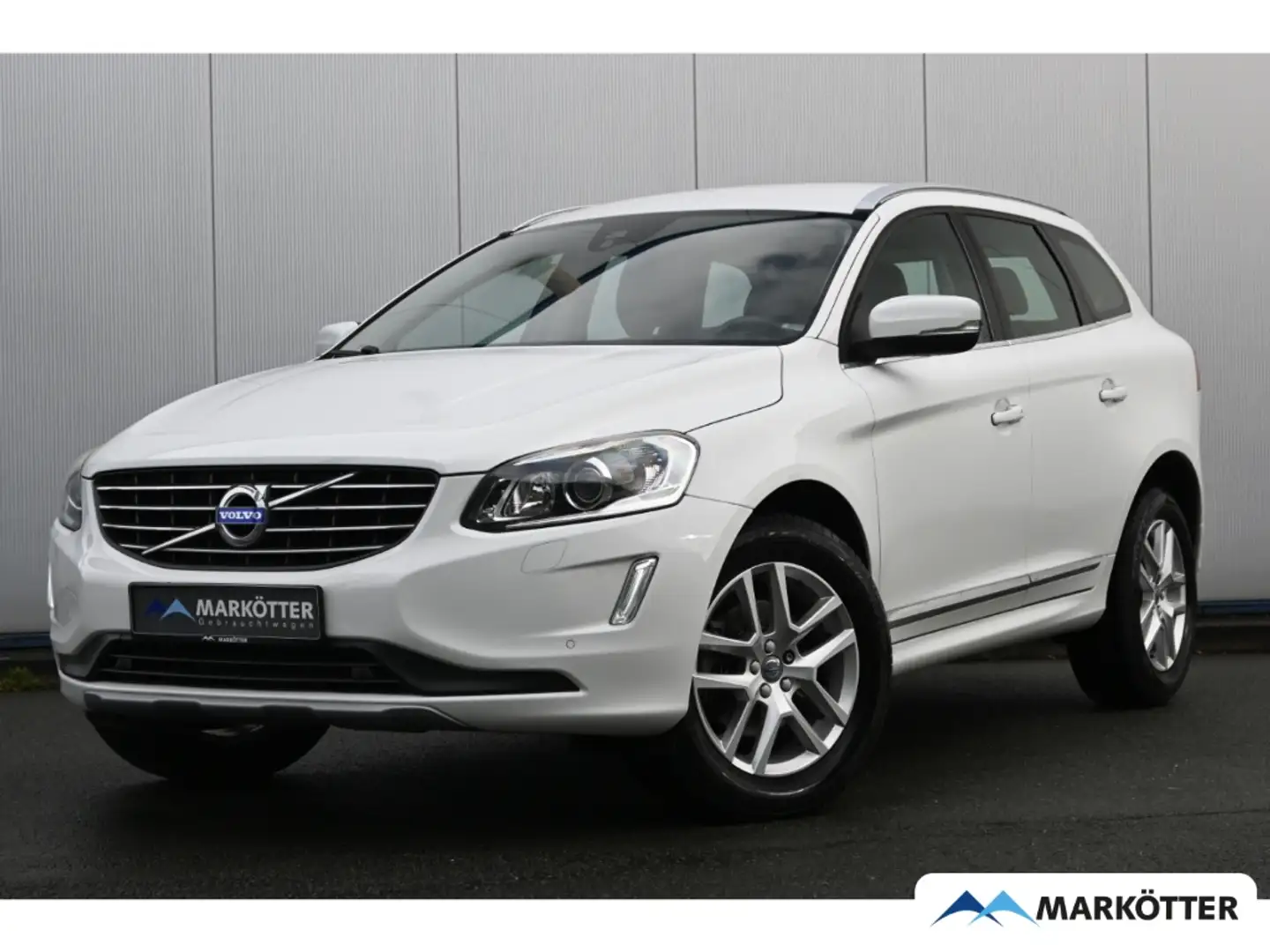 Volvo XC60 D4 Summum 2WD SHZ/Memory/Xenon/Navi Blanc - 1