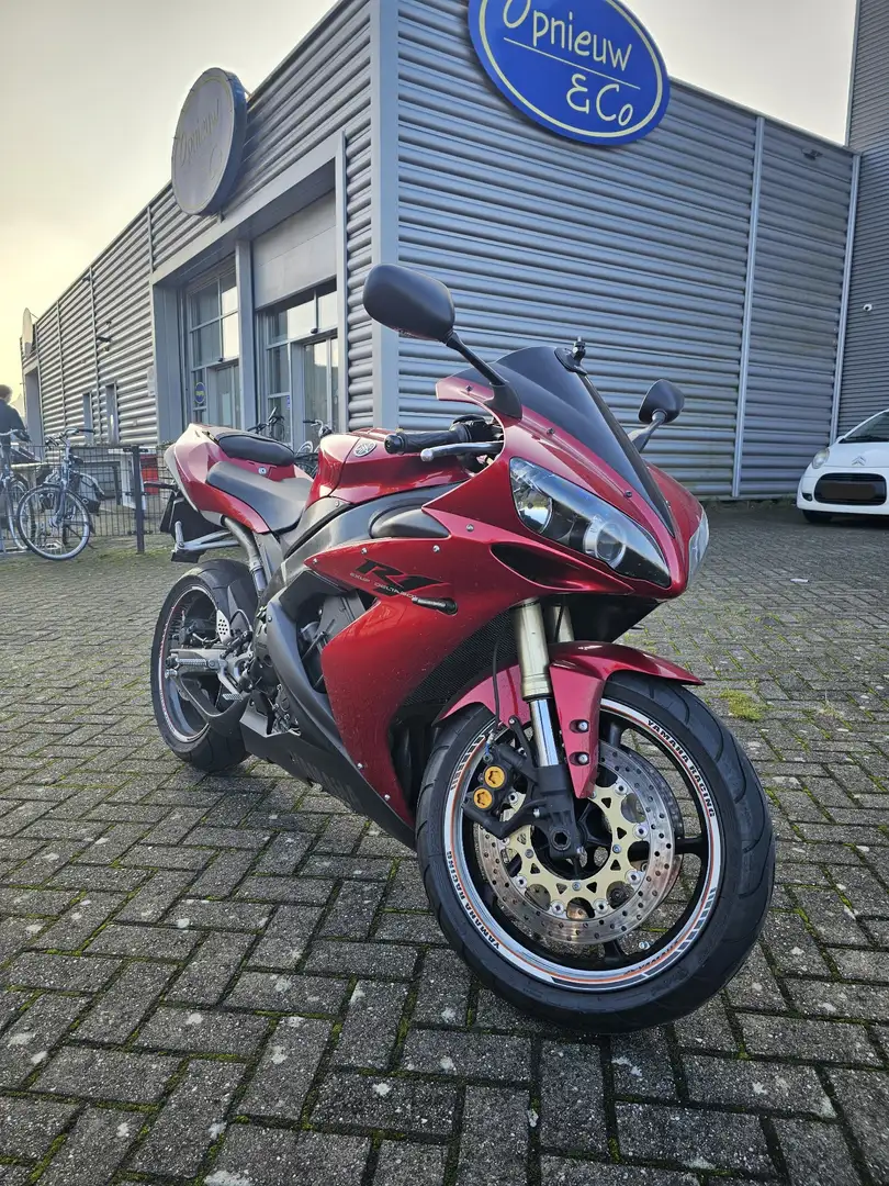 Yamaha YZF-R1 Roşu - 2