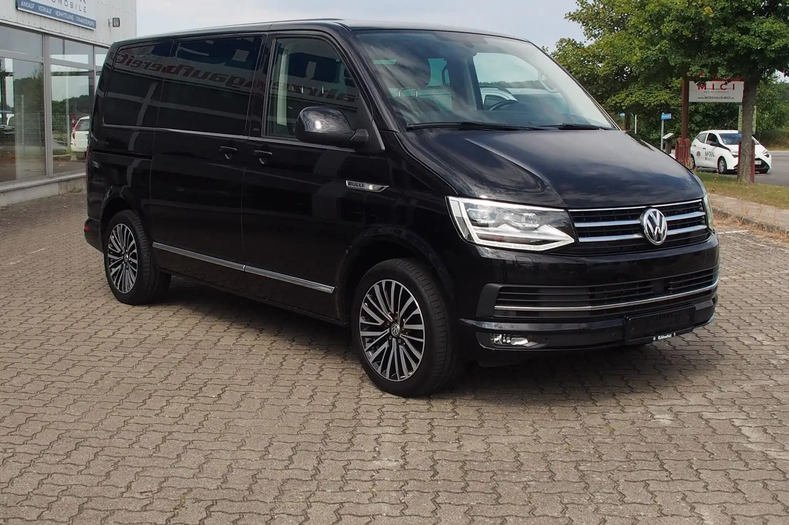 Volkswagen T6 Multivan Join/NAVI/LED/AHK/ACC/DSG Schwarz - 2