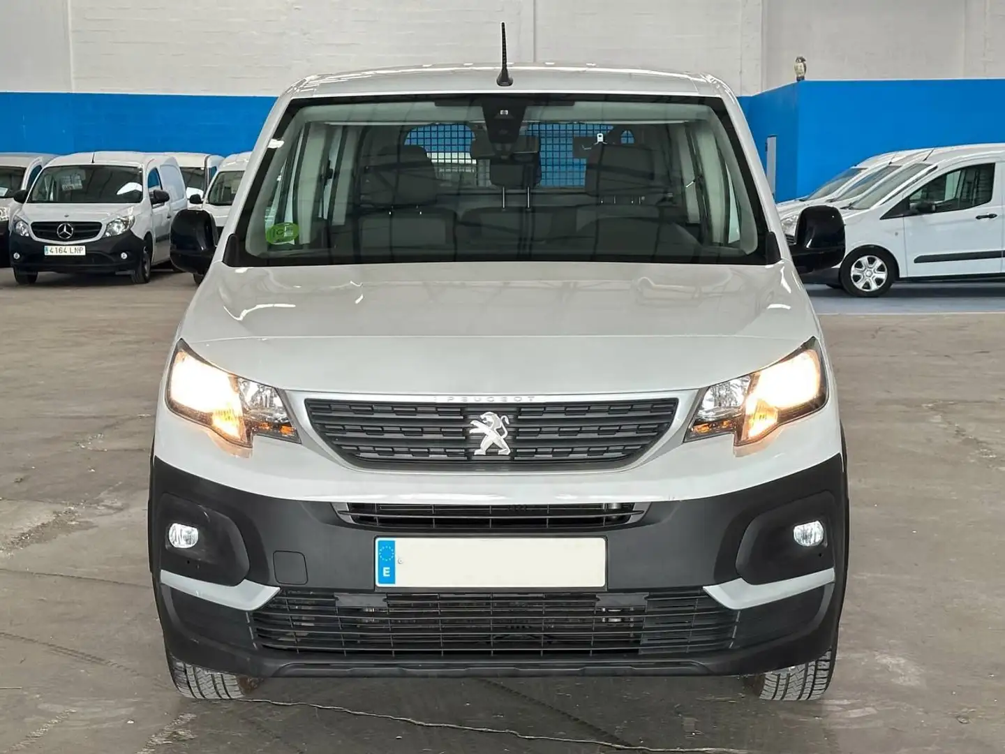 Peugeot Rifter Bsnes Standar Blanco - 2