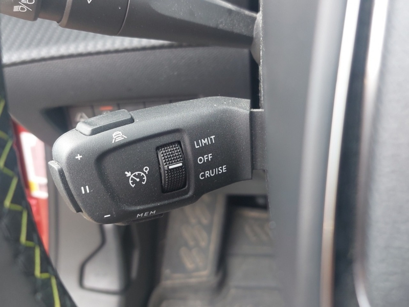Peugeot e-2008 GT 136 ´´ ACC/ GripControl ´´ — photo 13