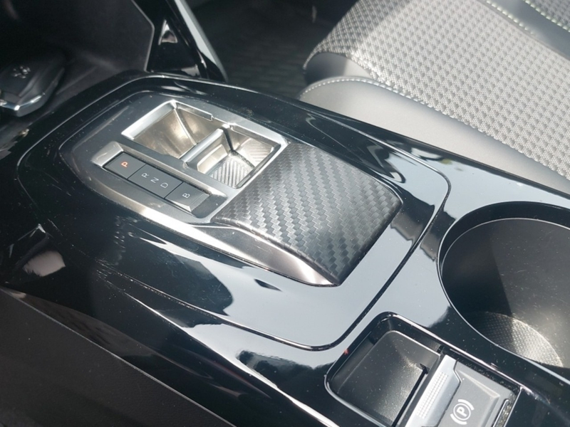 Peugeot e-2008 GT 136 ´´ ACC/ GripControl ´´ — photo 15