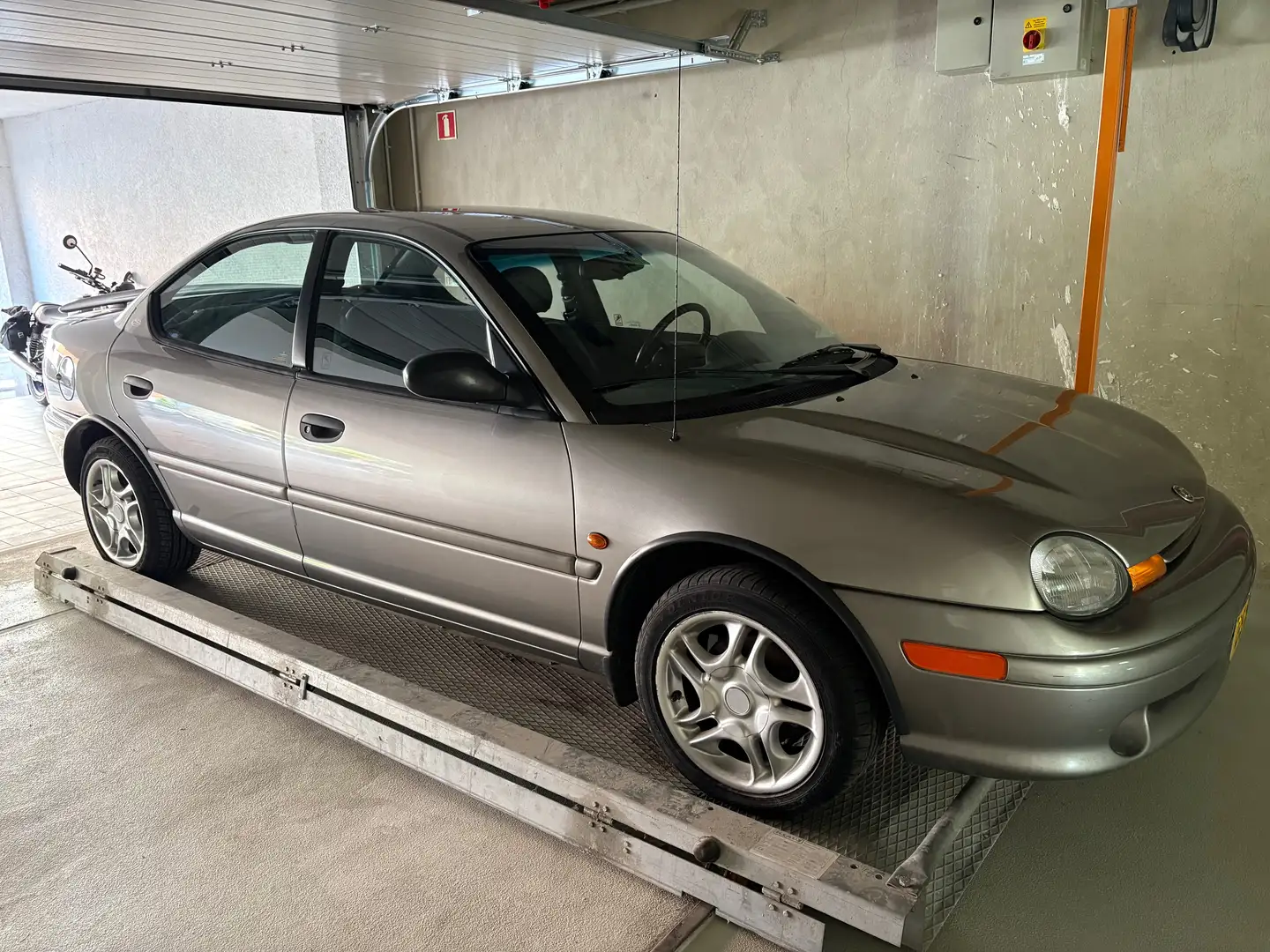 Chrysler Neon Neon 2.0 CS - 1