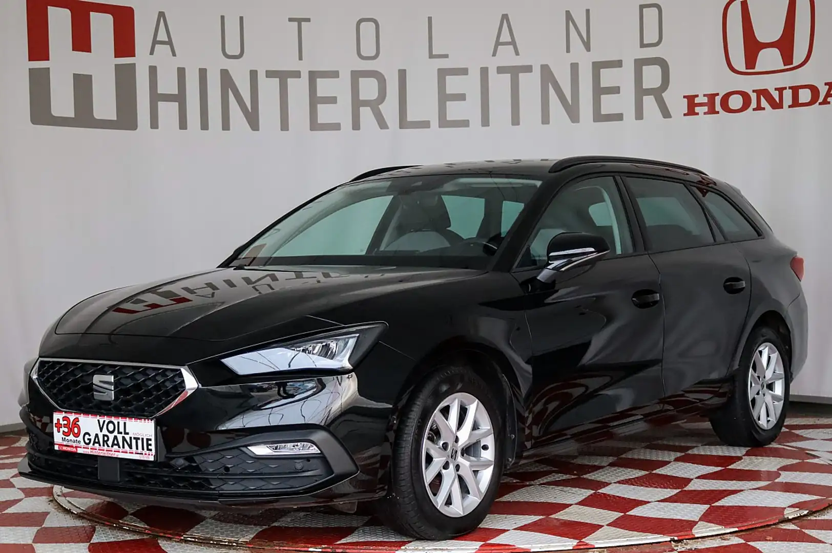 SEAT Leon SP 1,5 TSI Style / LED / NAVI / PDC / VIRTUAL C... Zwart - 1