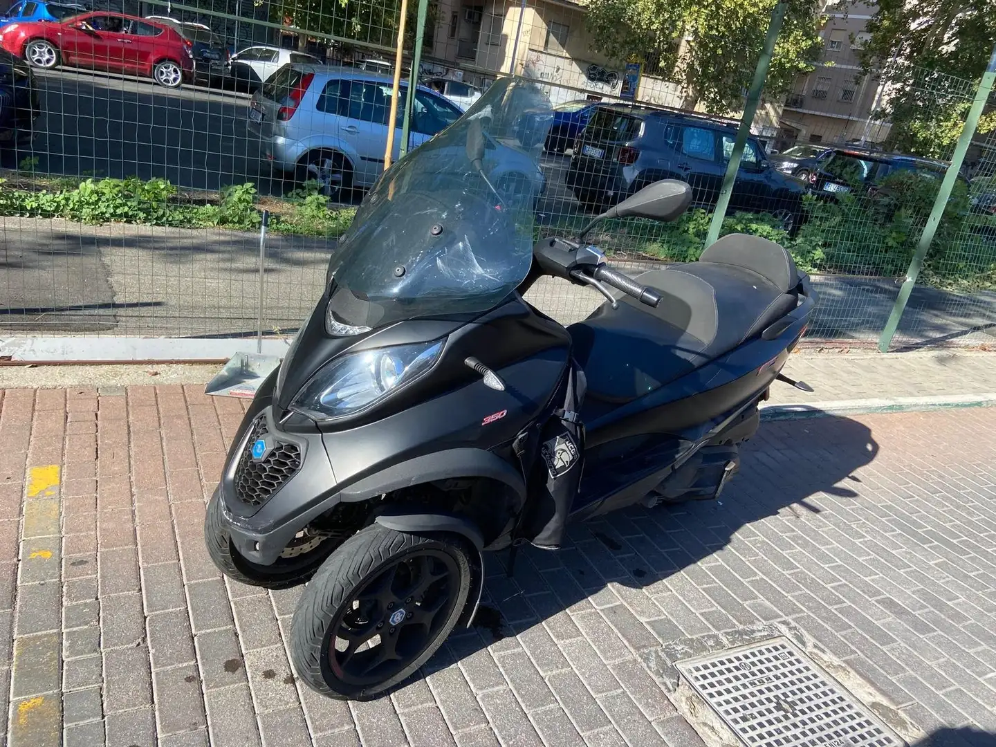 Piaggio MP3 350 Noir - 2