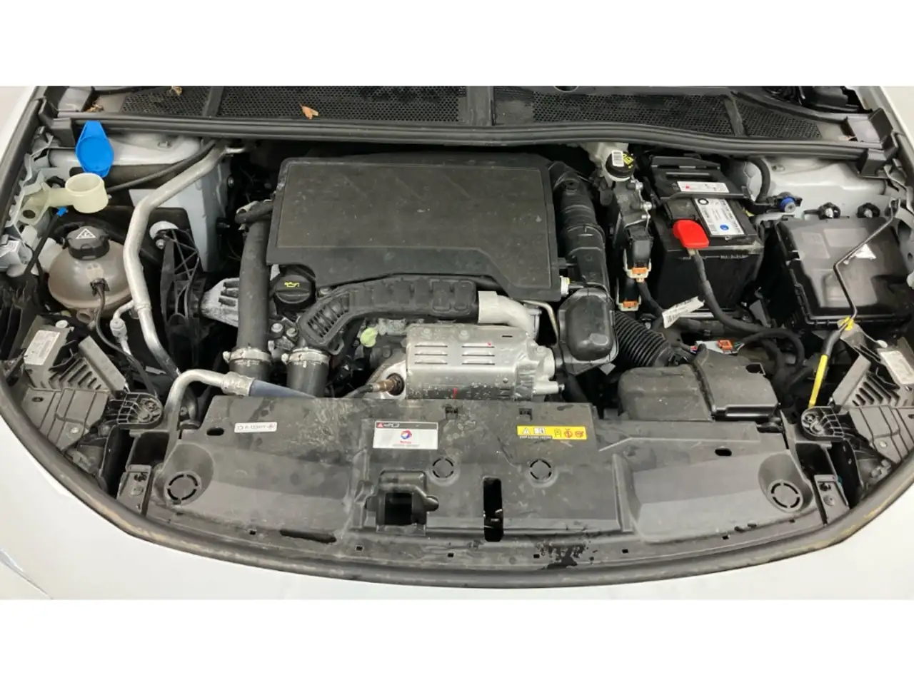 Peugeot 308 Allure Pack 1.2 PureTech Navi Kamera Led 20