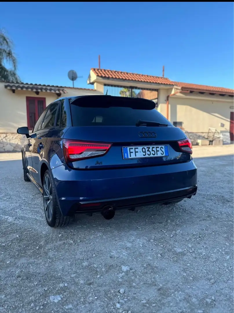Audi A1 Sportback 1.4 tdi Sport - 2
