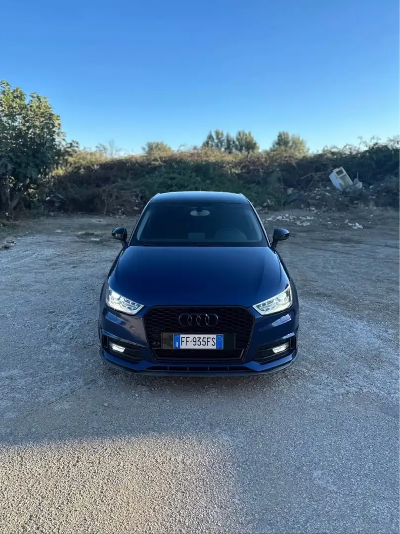 Audi A1 Sportback 1.4 tdi Sport - 1