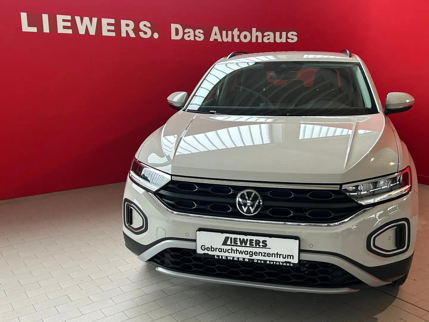 Volkswagen T-Roc Life TSI Grau - 2