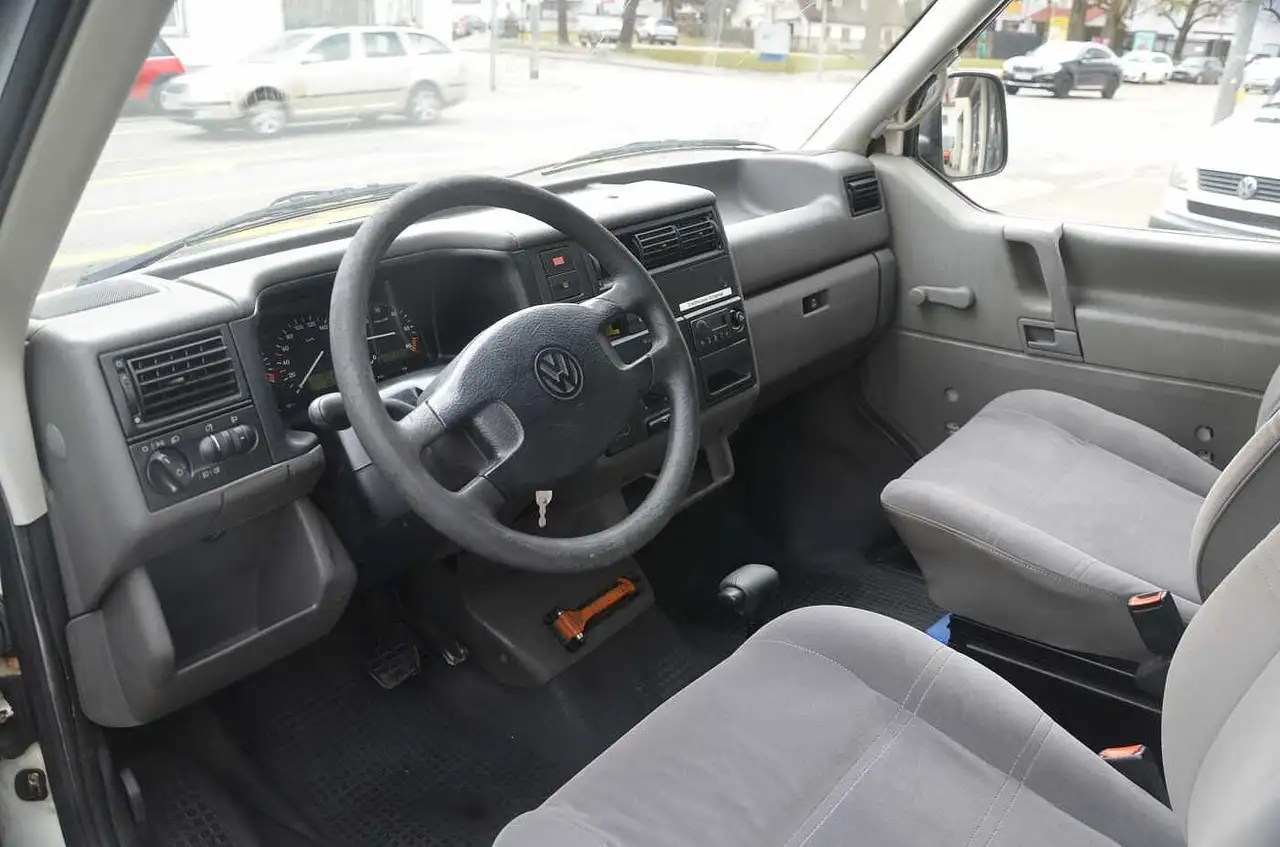 Volkswagen T4 Bus 2,5Benziner, Automatik, langer Radstand, foto 3