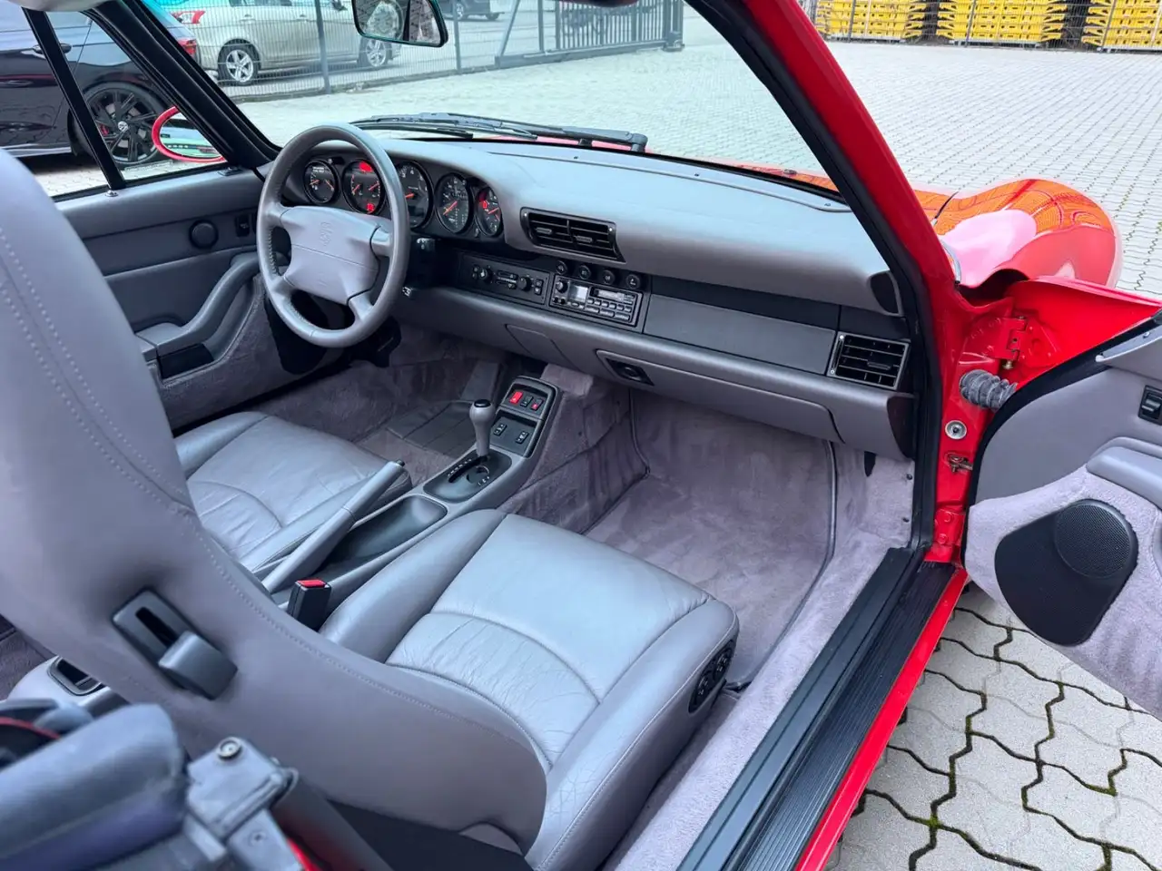 Porsche 993 911 Carrera Cabrio Tiptronic 2 Hand, Unfallfrei, foto 11