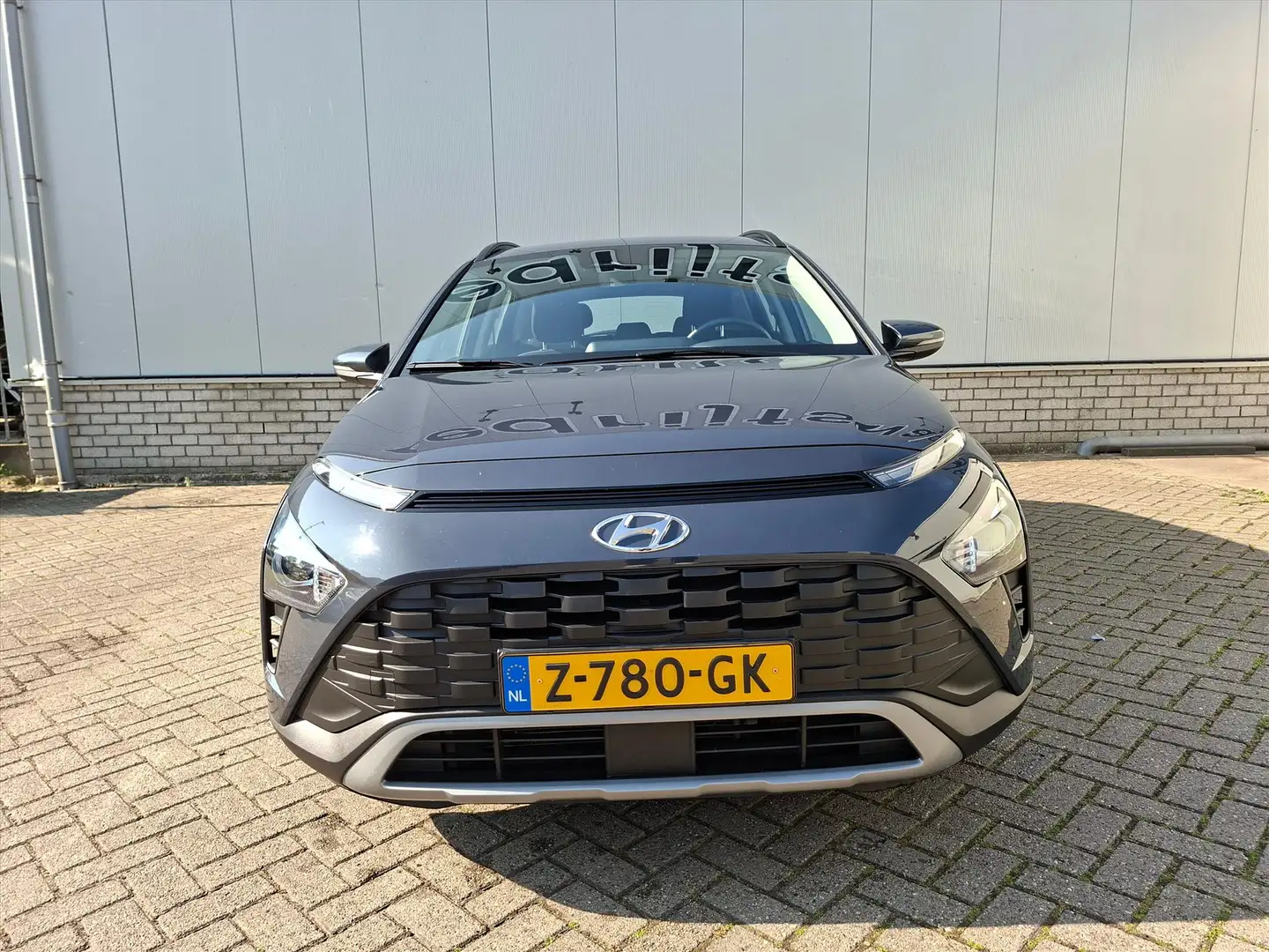 Hyundai BAYON 1.0 T-GDI 48V 100PK Comfort Smart I Navigatie Grigio - 2